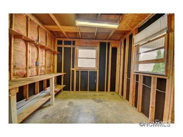265 Midland Drive Property Photo 25