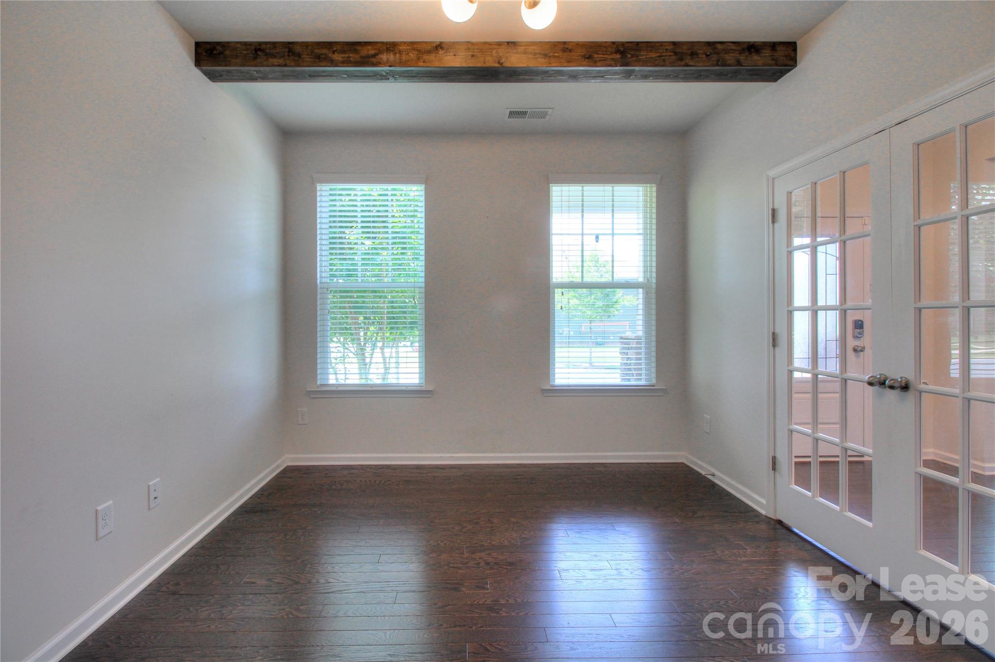 3007 Silverwood Drive Property Photo 5