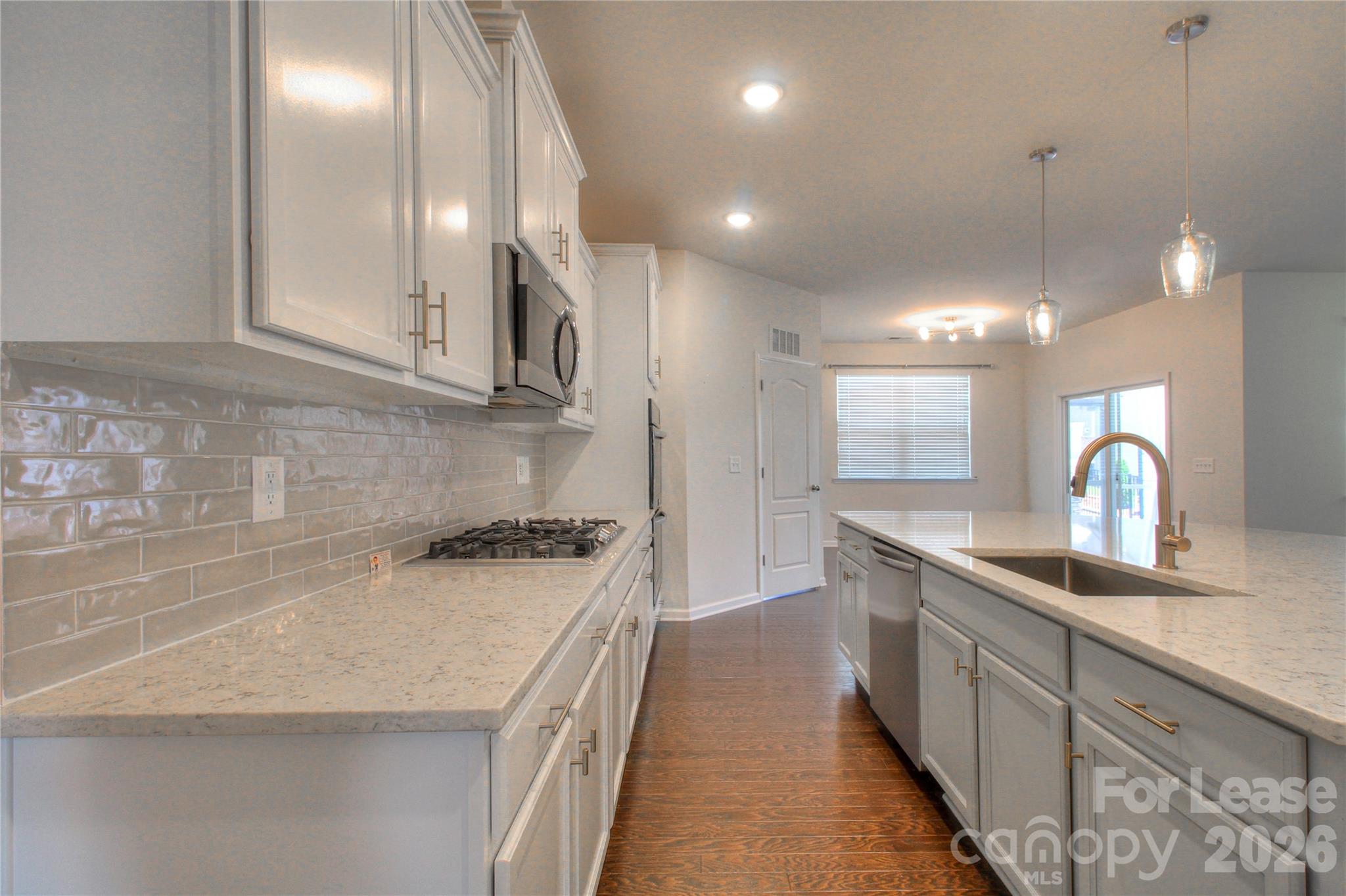 3007 Silverwood Drive Property Photo 8
