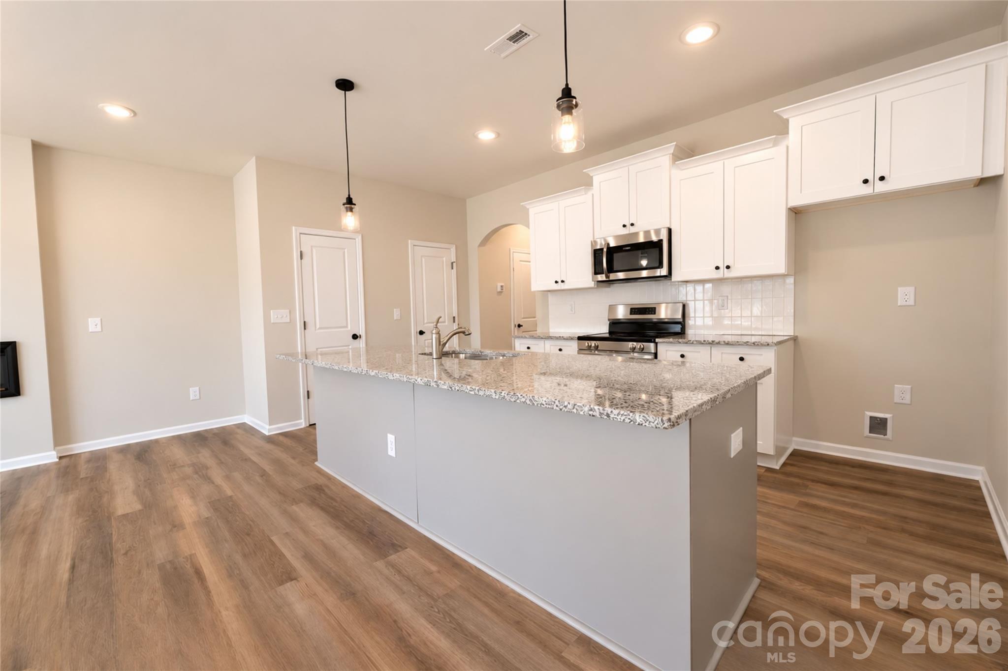 5921 Wallace Avenue Property Photo 4