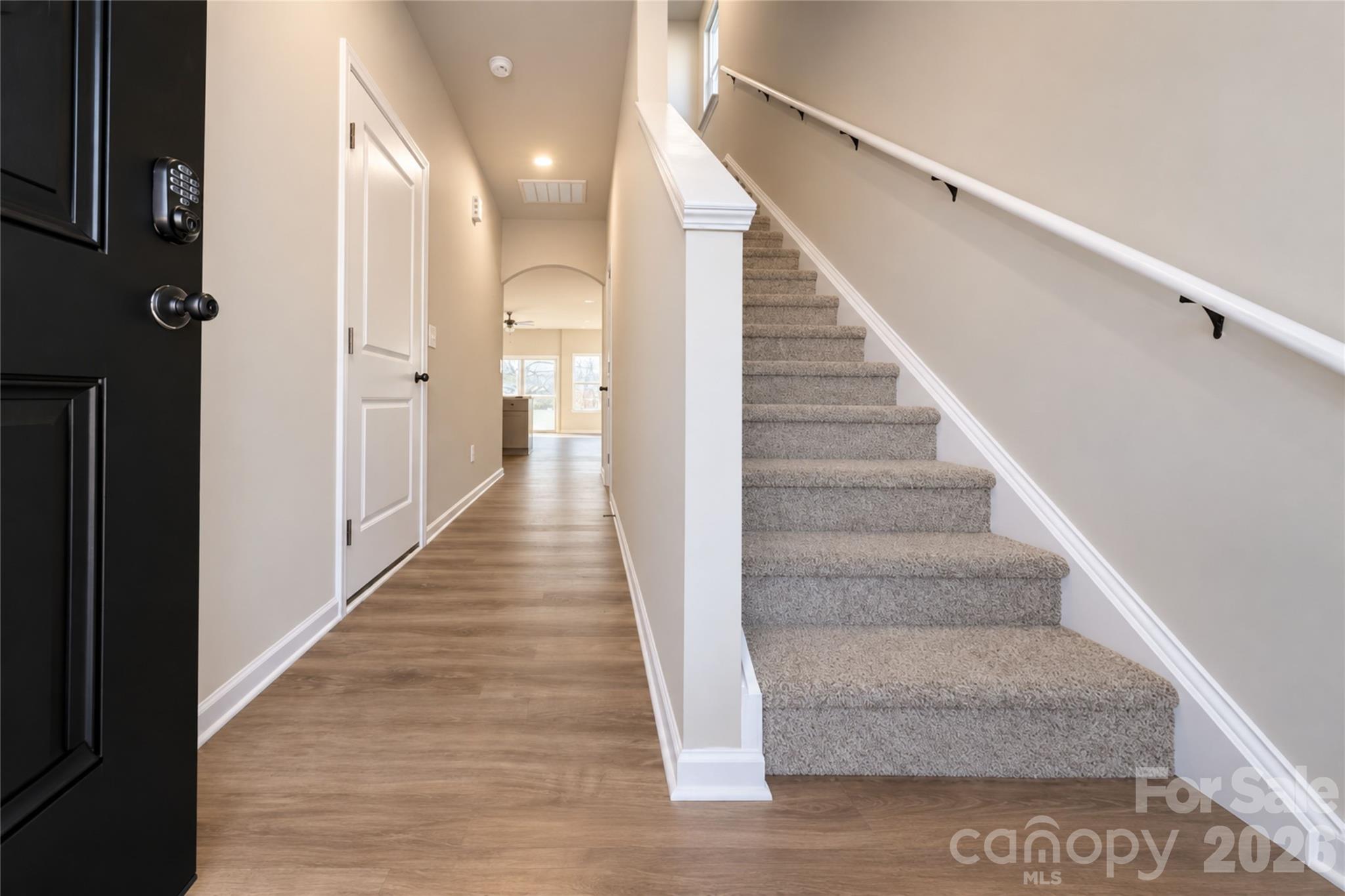 5921 Wallace Avenue Property Photo 9