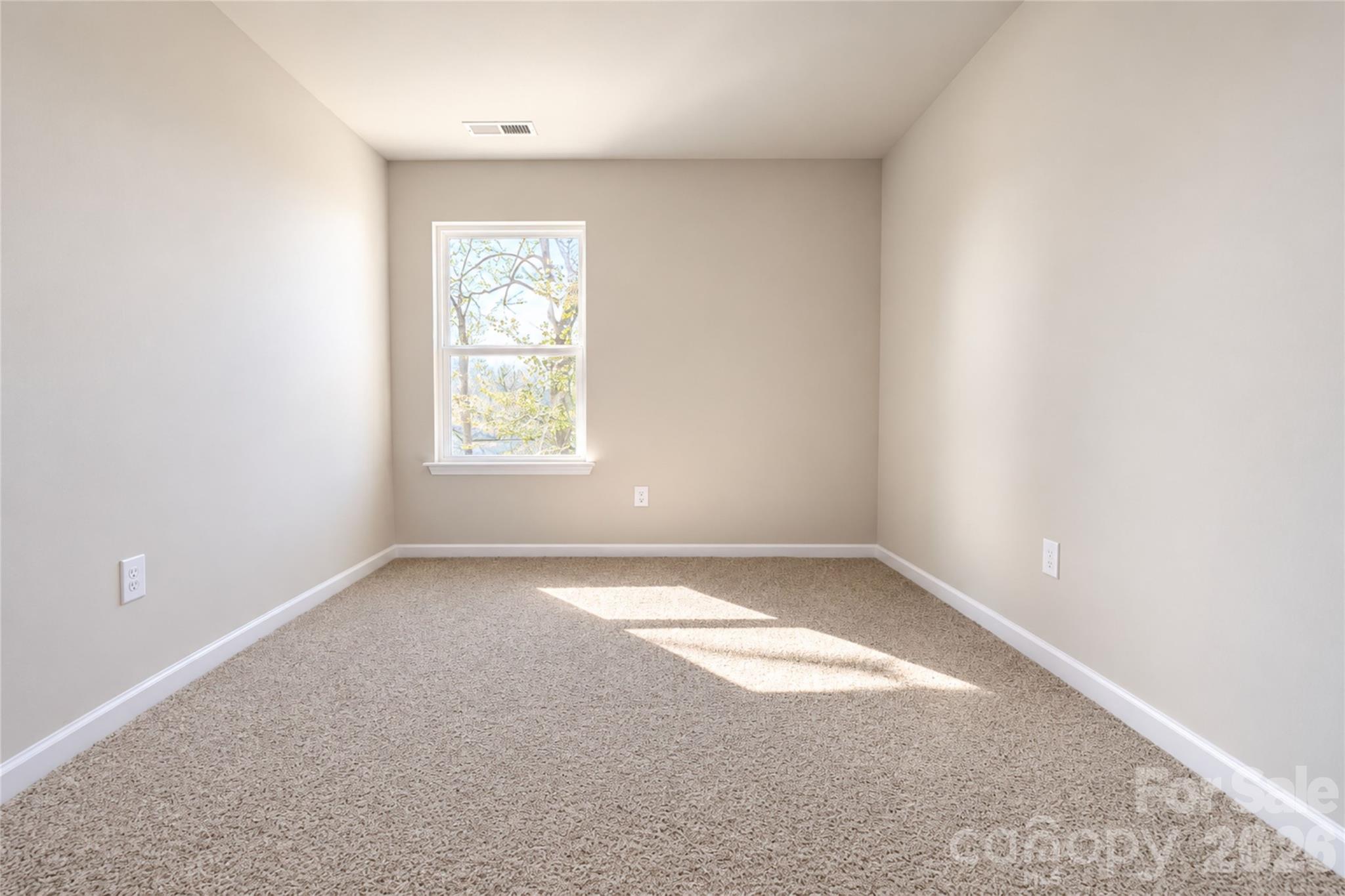 5921 Wallace Avenue Property Photo 20