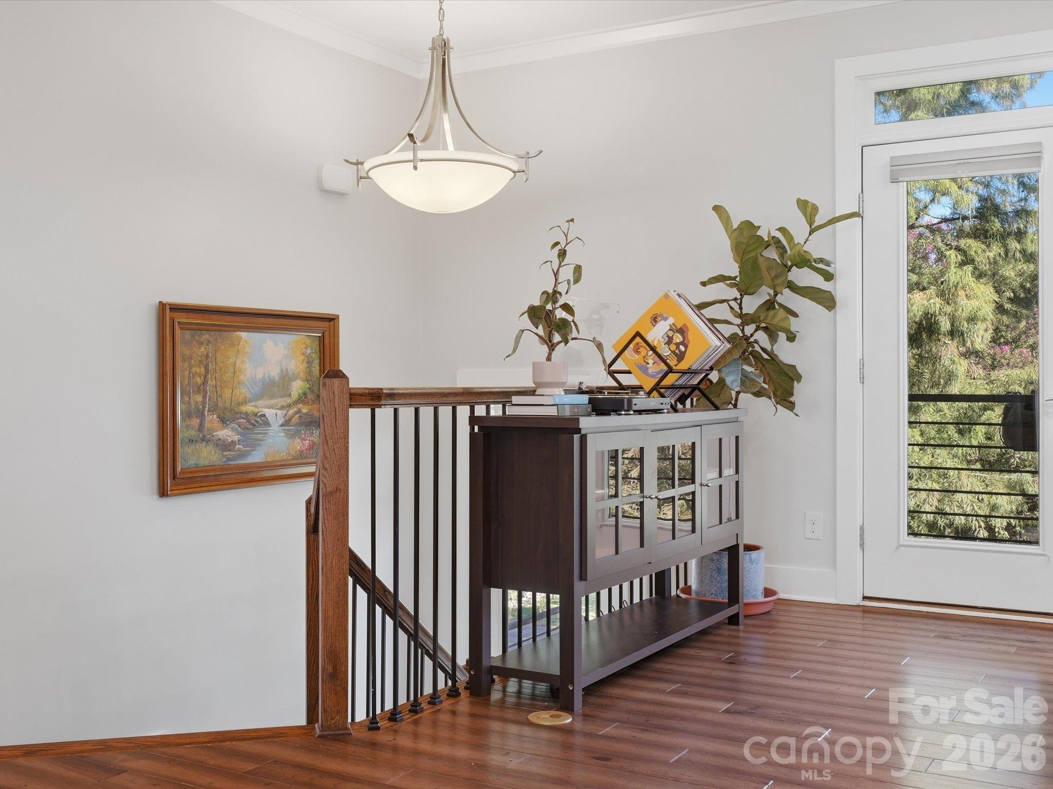 1806 Sunnyside Avenue Property Photo 5