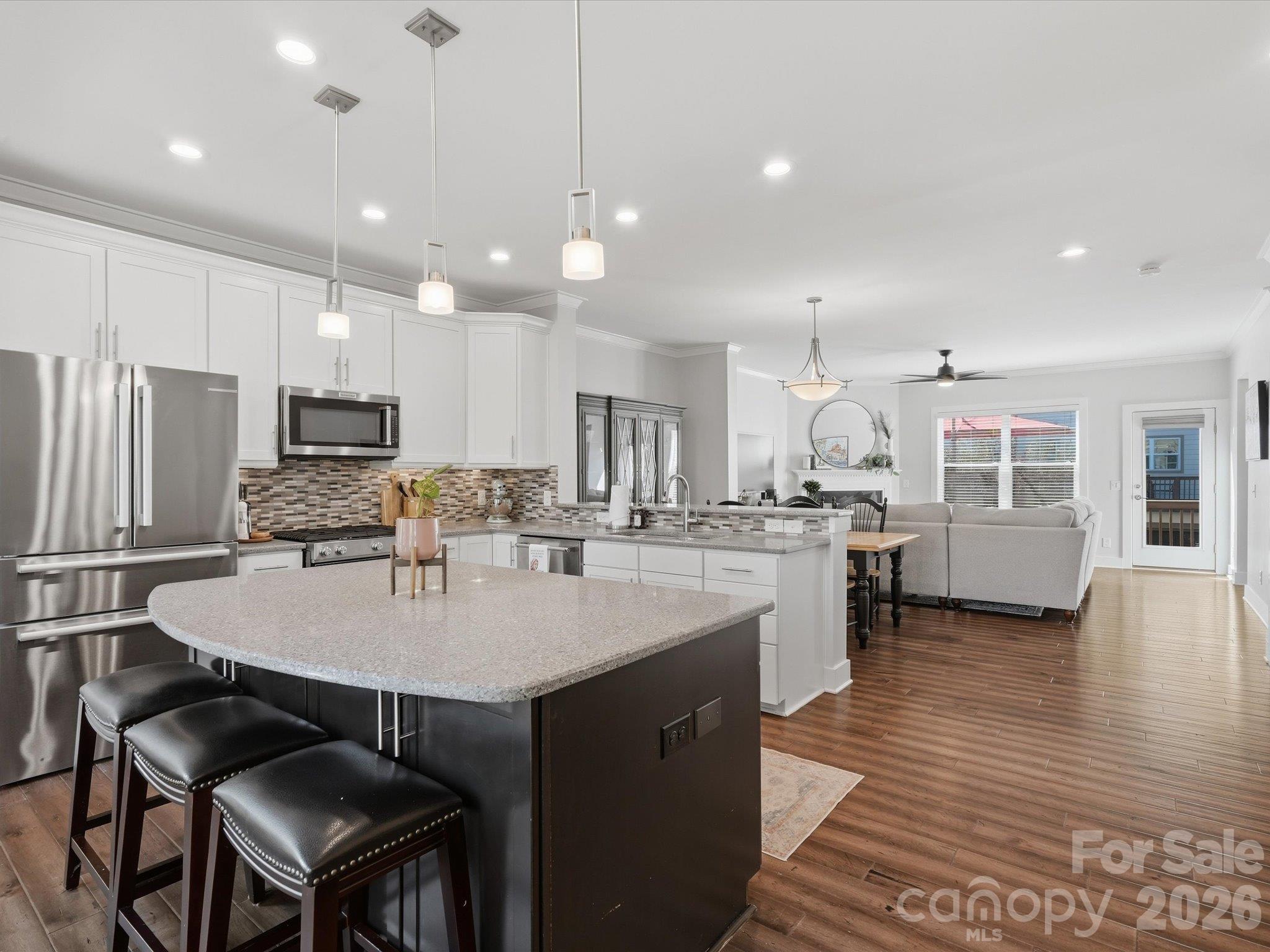 1806 Sunnyside Avenue Property Photo 8