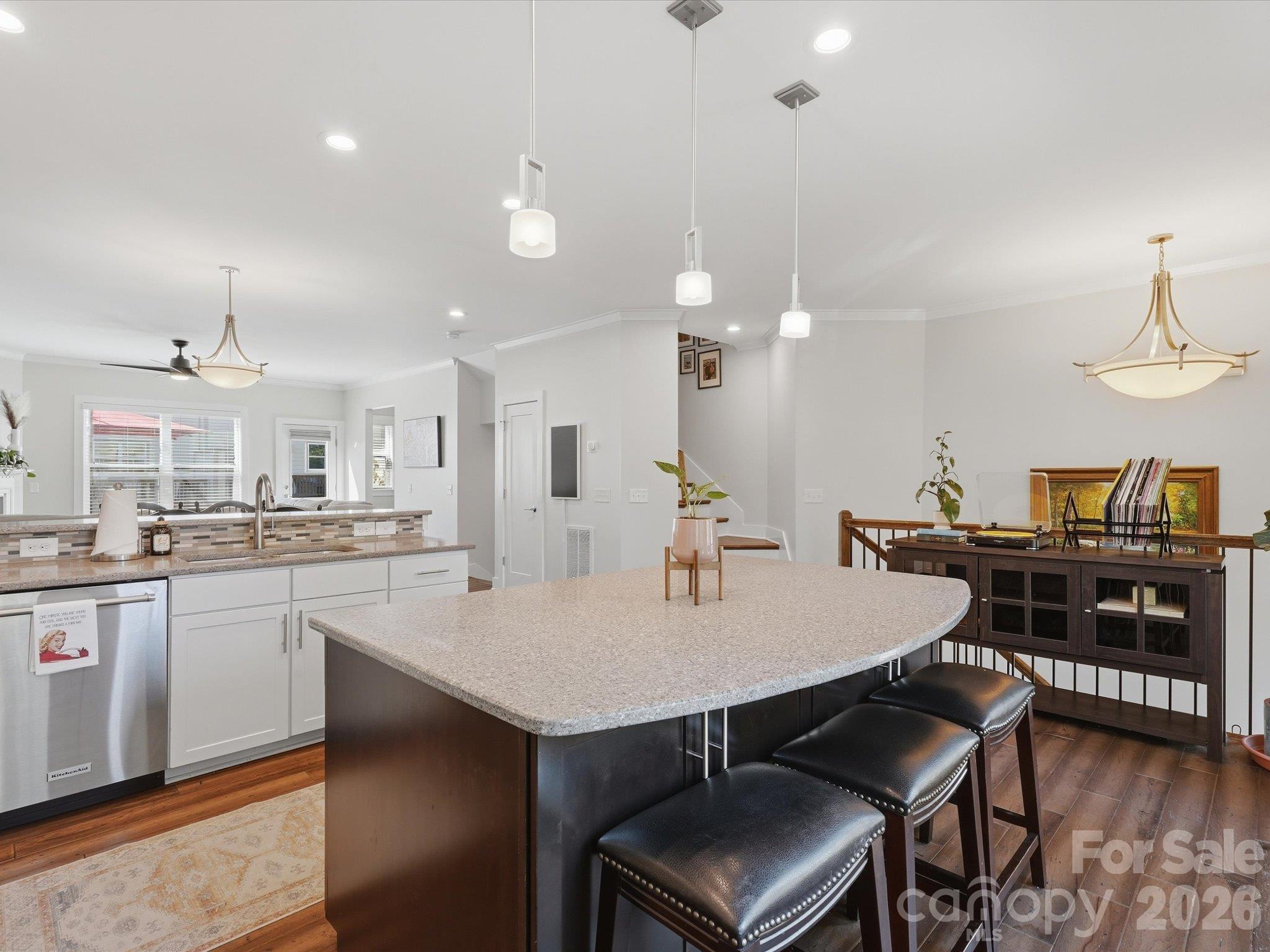 1806 Sunnyside Avenue Property Photo 10