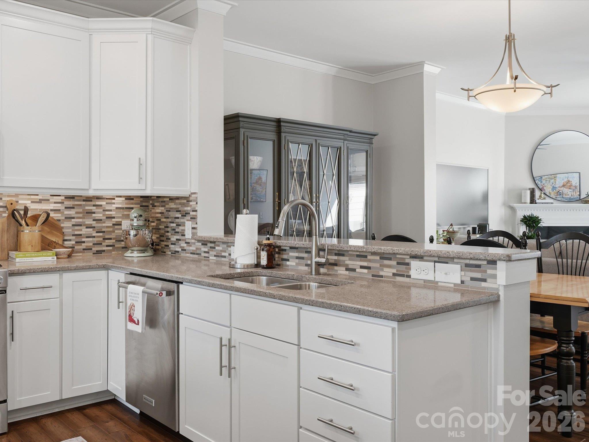 1806 Sunnyside Avenue Property Photo 12