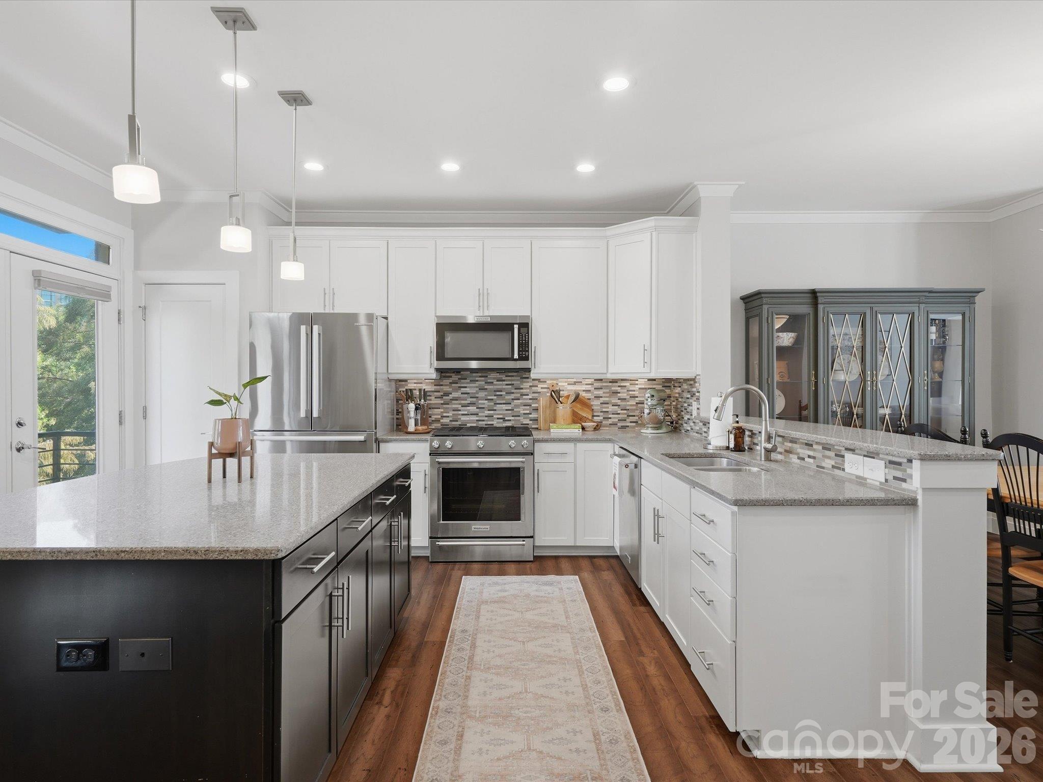 1806 Sunnyside Avenue Property Photo 13