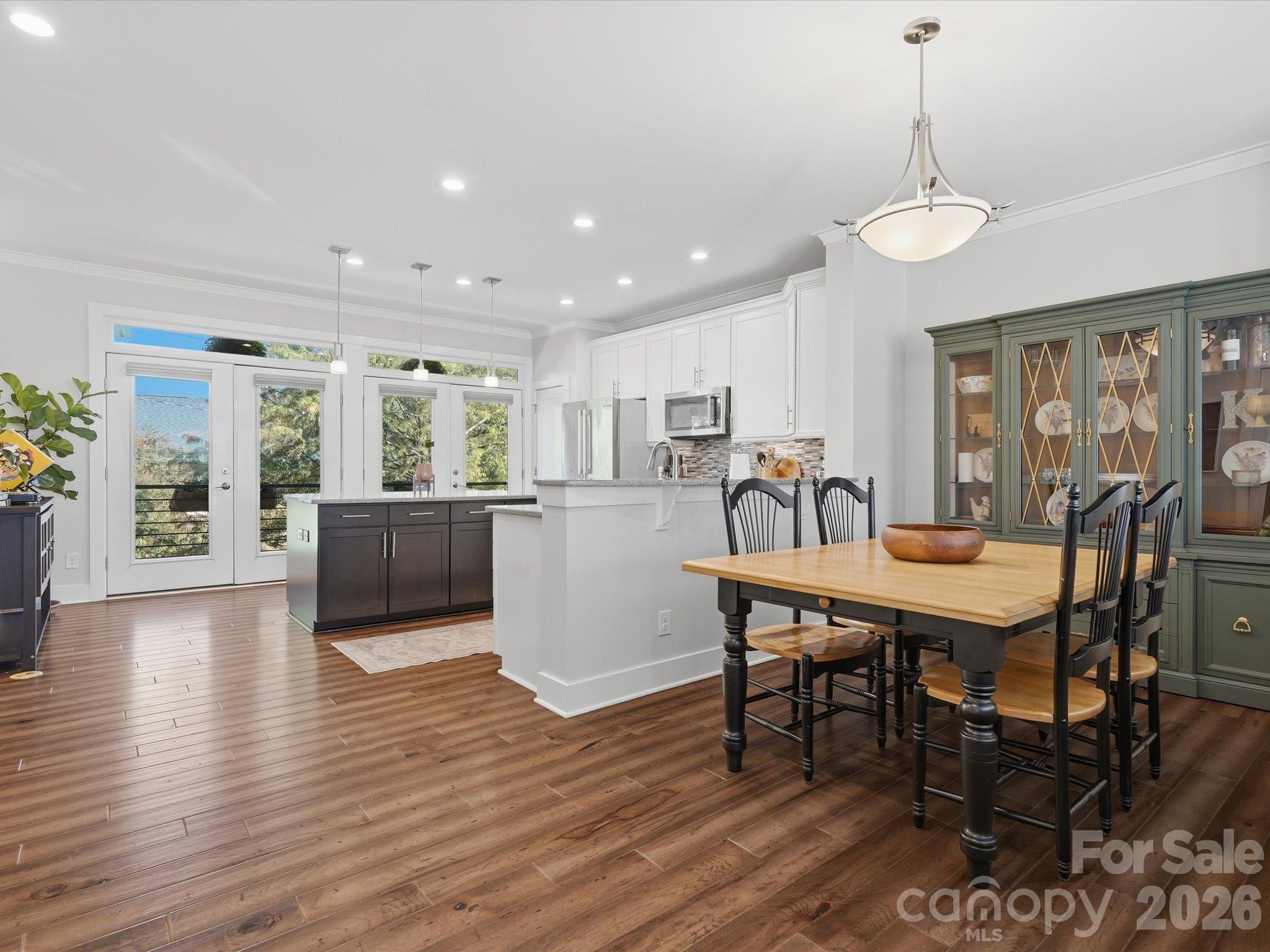 1806 Sunnyside Avenue Property Photo 16