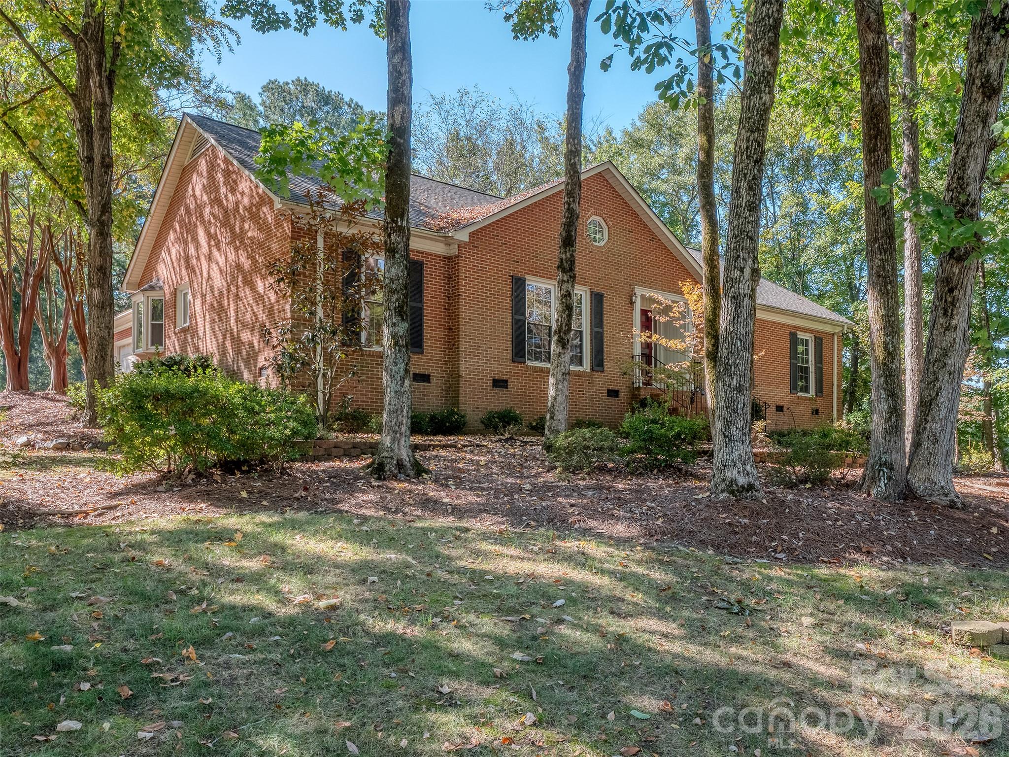 7301 Lee Rea Road Property Photo 2