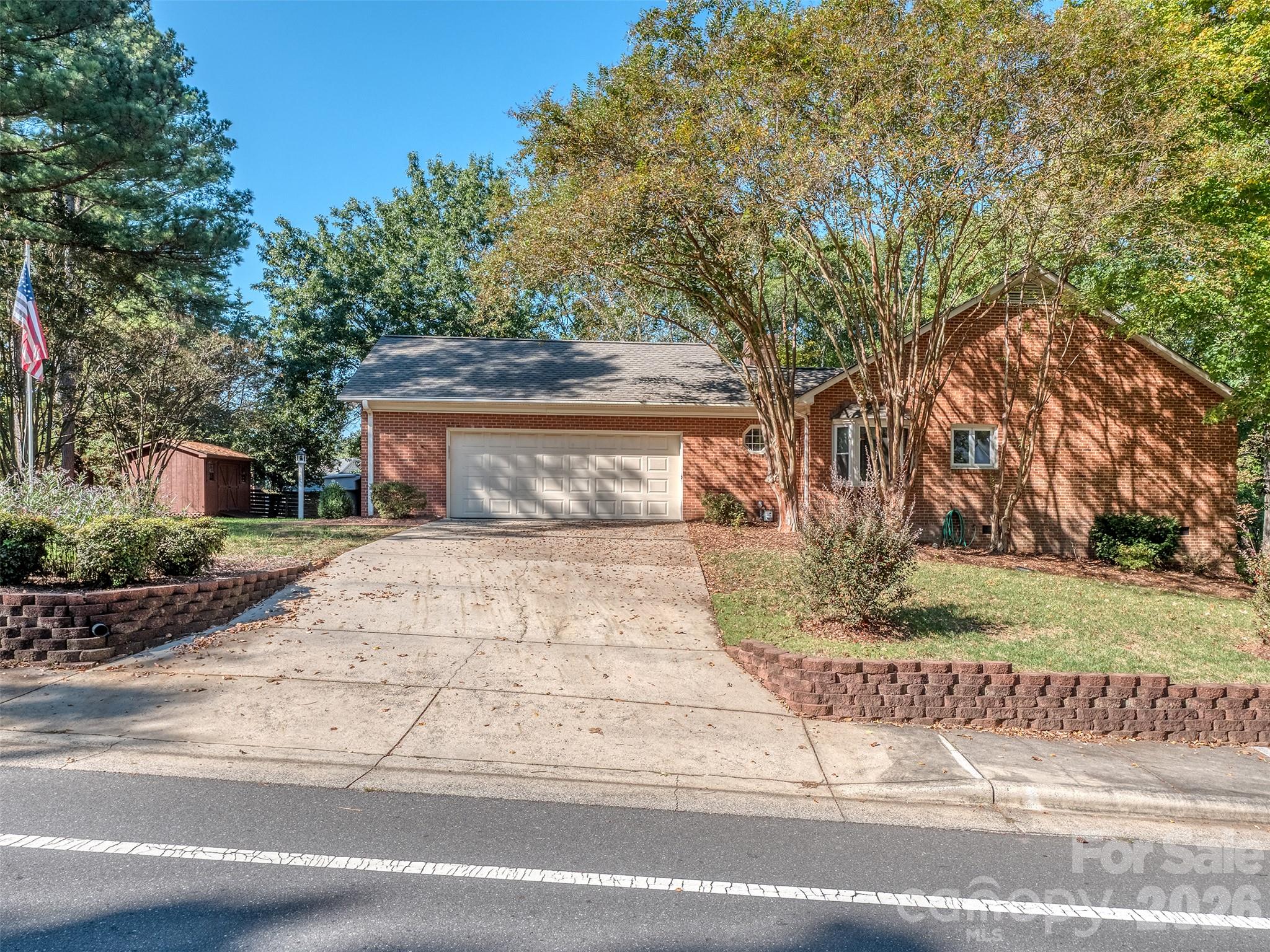 7301 Lee Rea Road Property Photo 3