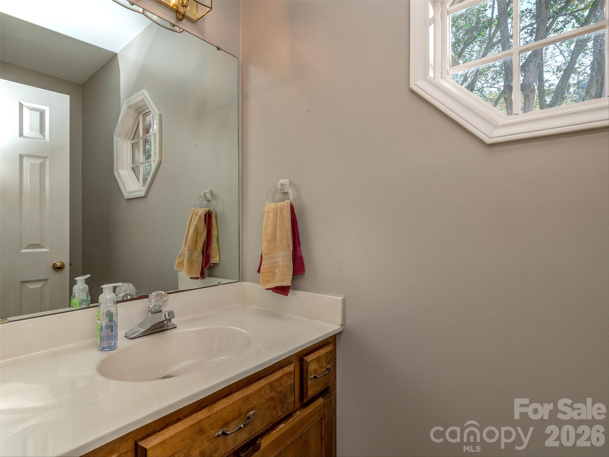 7301 Lee Rea Road Property Photo 17