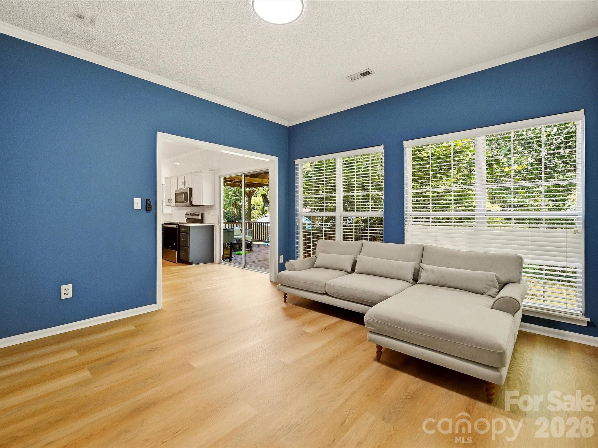6315 Revlock Court Property Photo 12