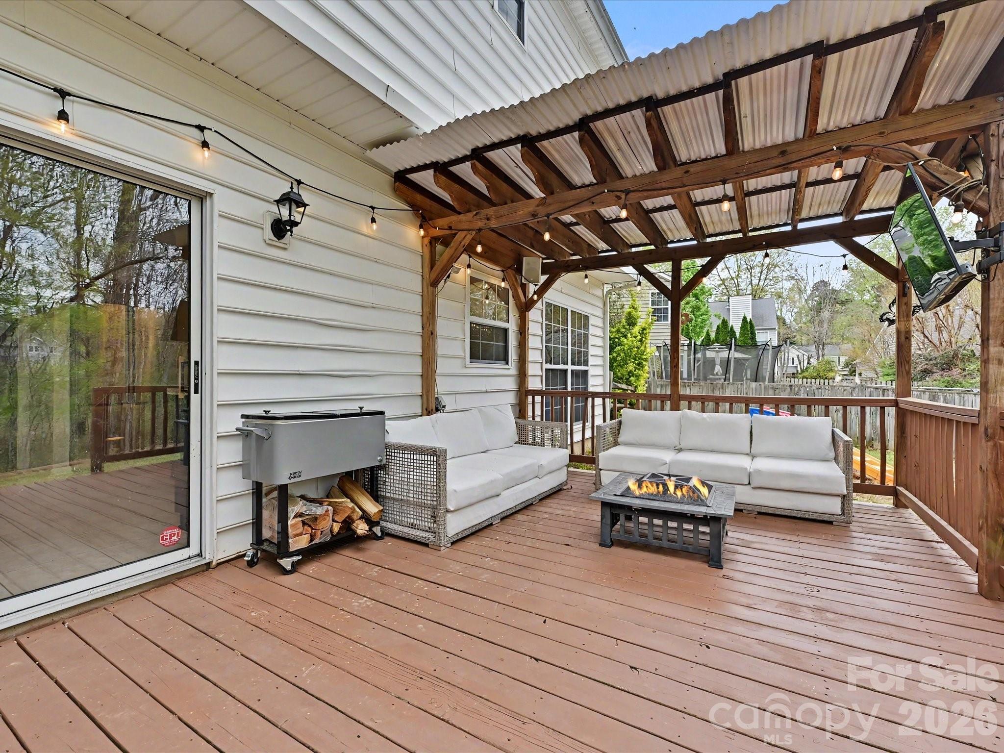 6315 Revlock Court Property Photo 25