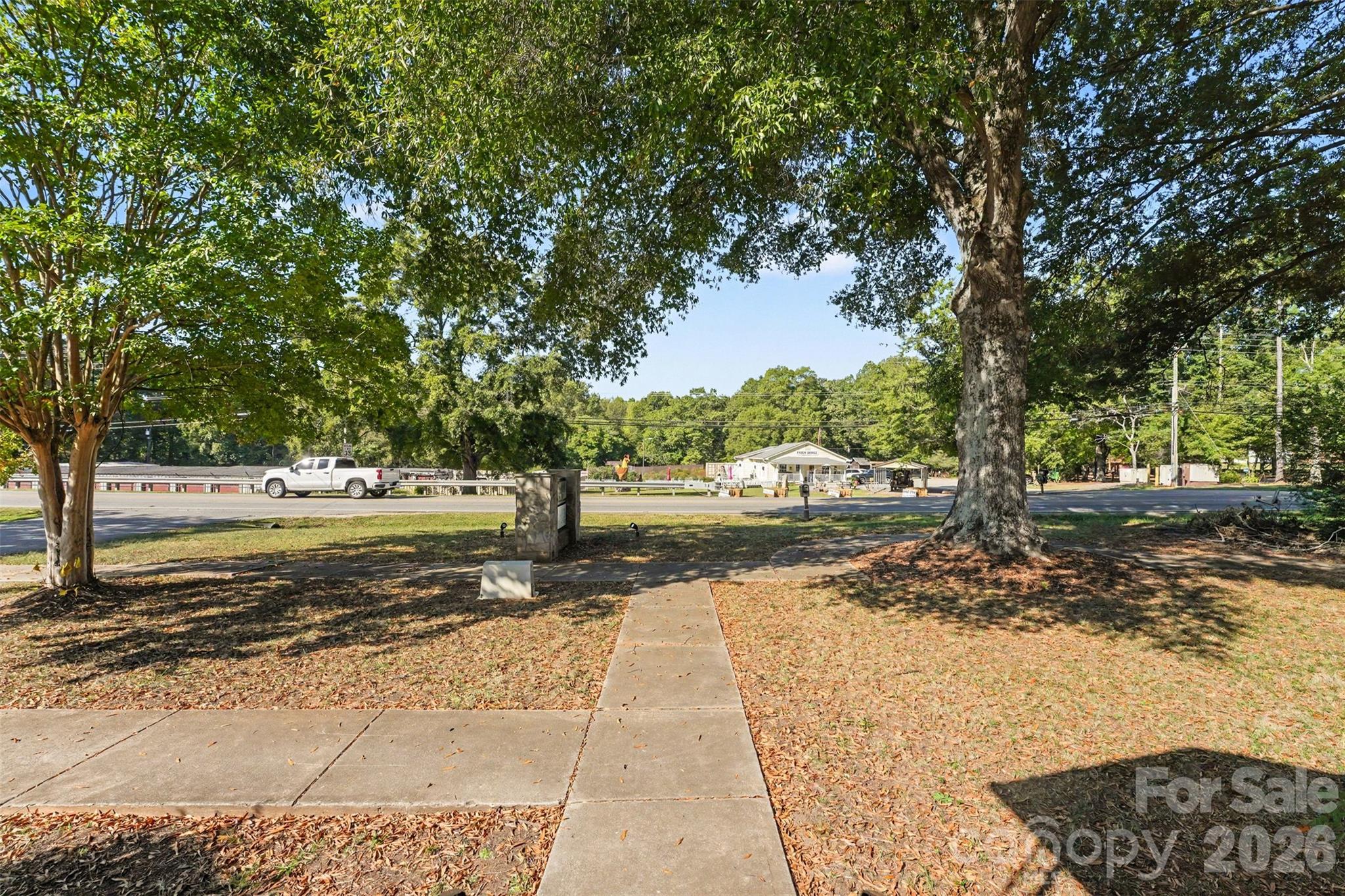 16112 Old Statesville Road Property Photo 4
