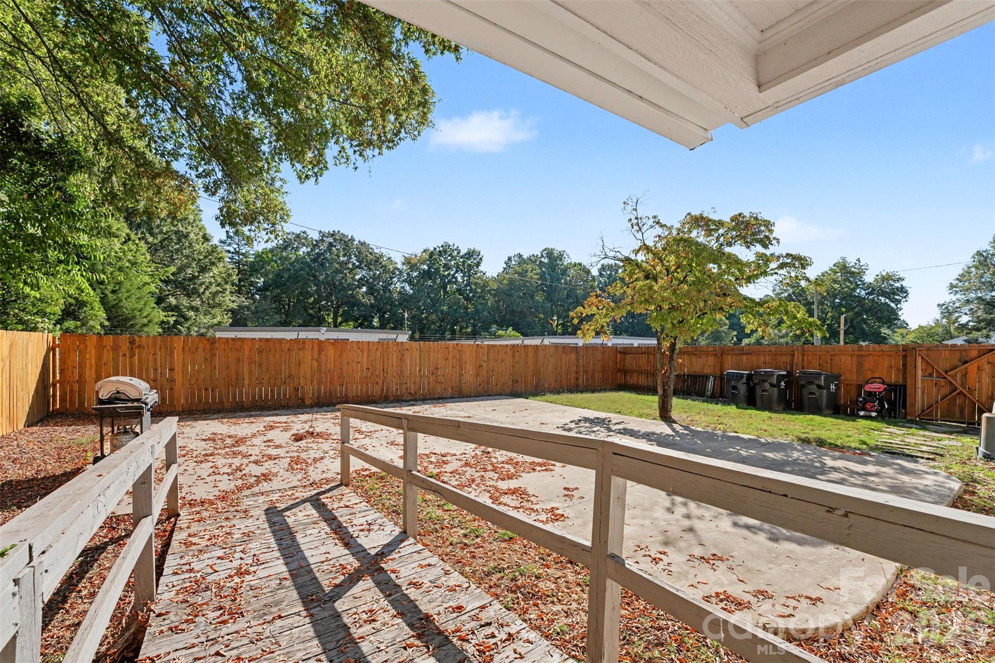 16112 Old Statesville Road Property Photo 7