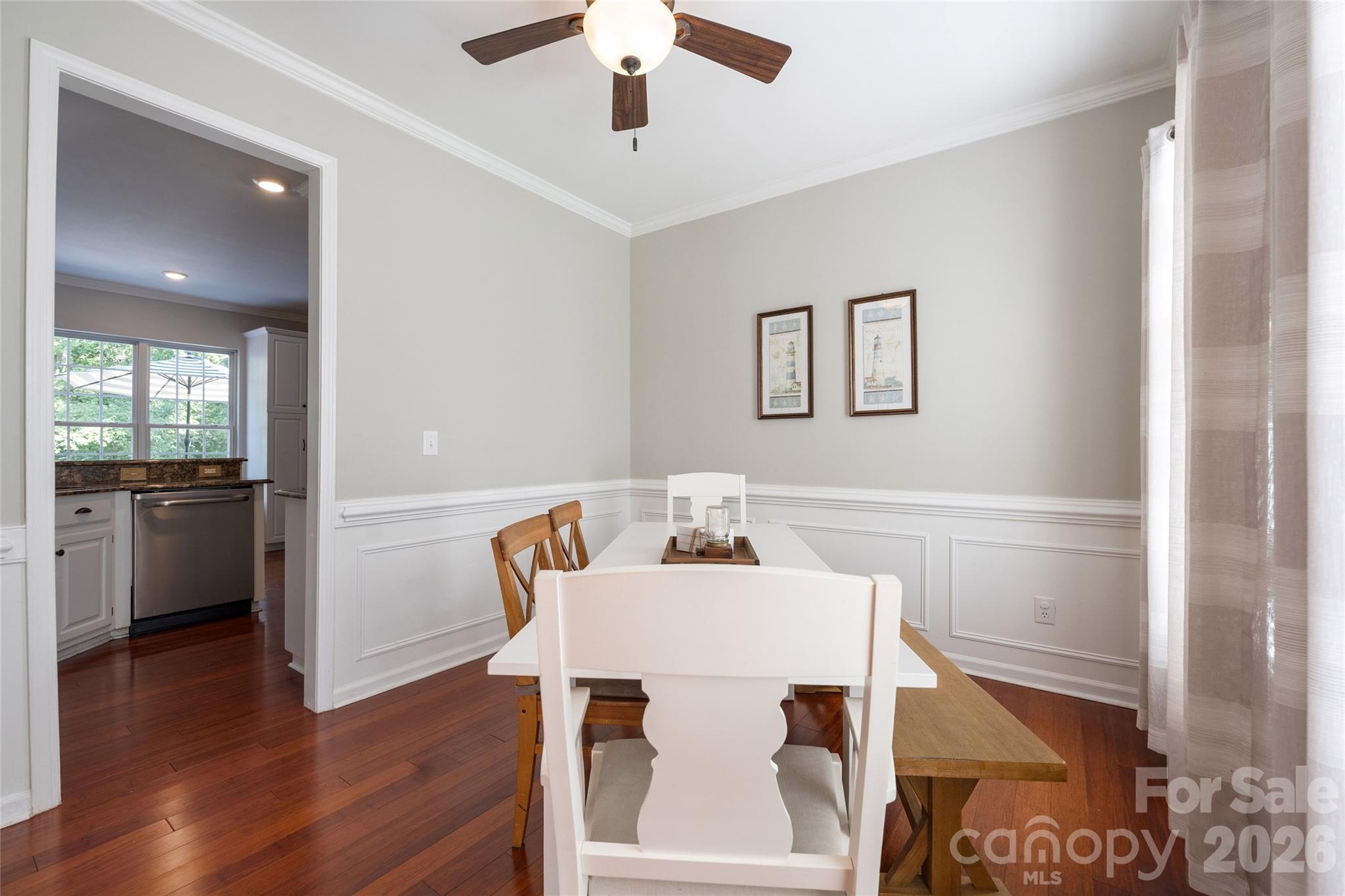 16919 Hampton Crossing Drive Property Photo 7