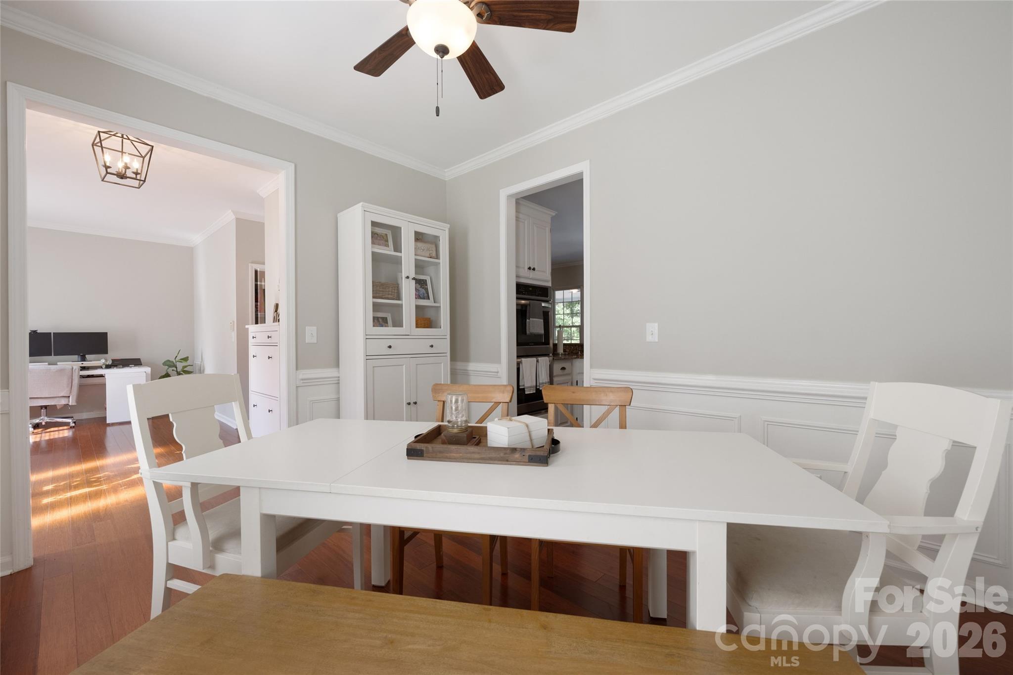 16919 Hampton Crossing Drive Property Photo 9