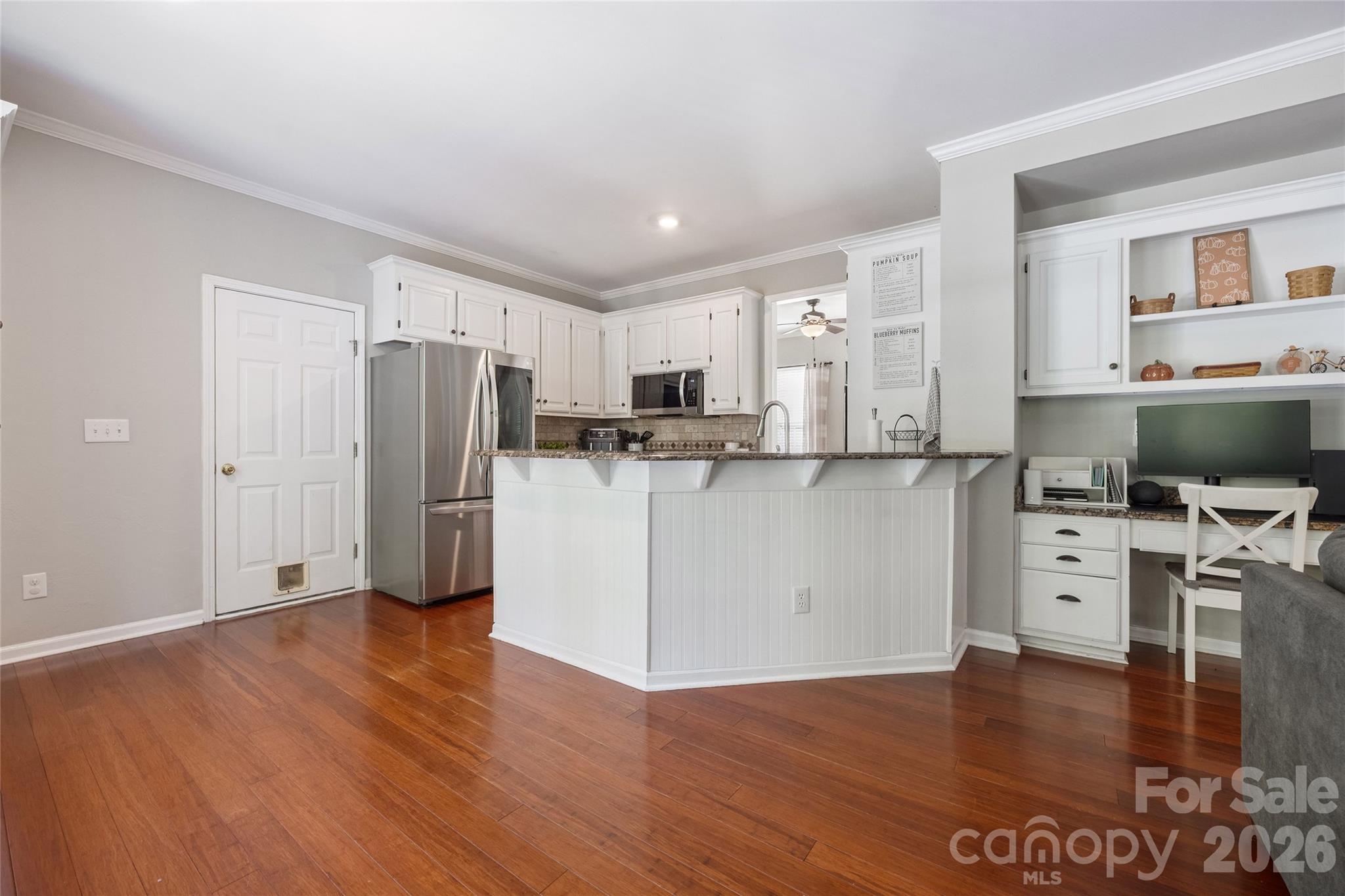 16919 Hampton Crossing Drive Property Photo 15