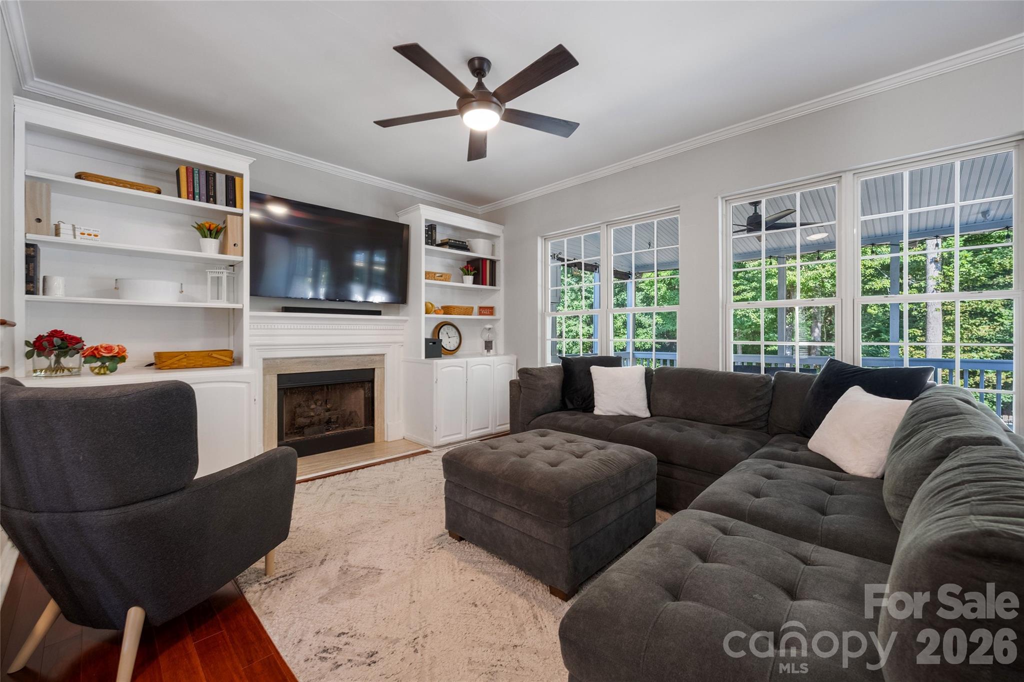 16919 Hampton Crossing Drive Property Photo 18