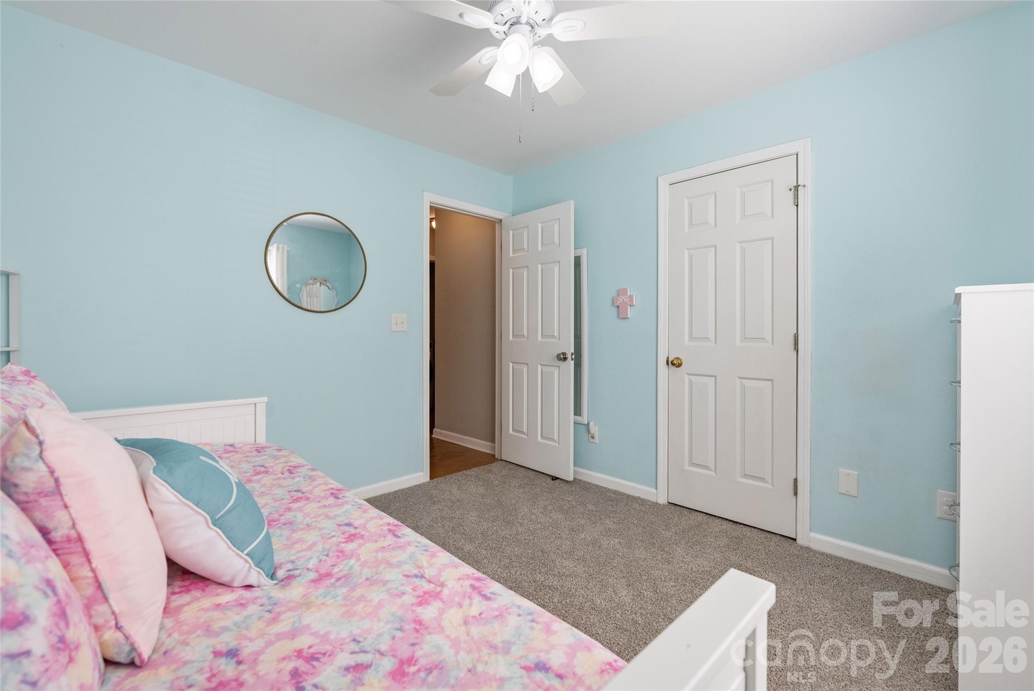 16919 Hampton Crossing Drive Property Photo 29