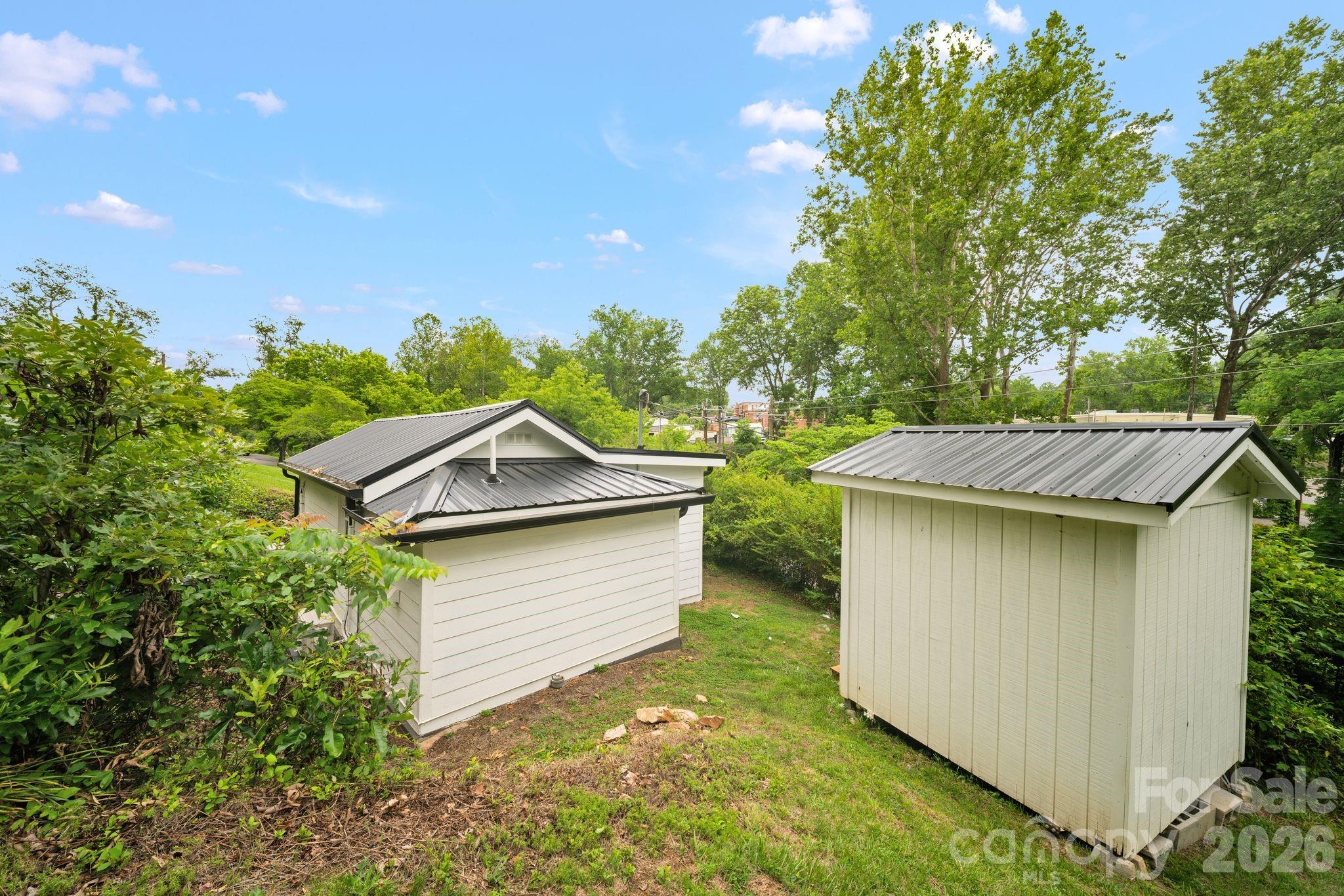 2 Laban Lane Property Photo 25