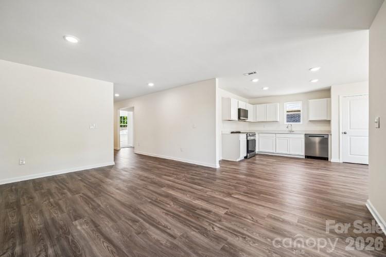 502 Sundown Drive Property Photo 14