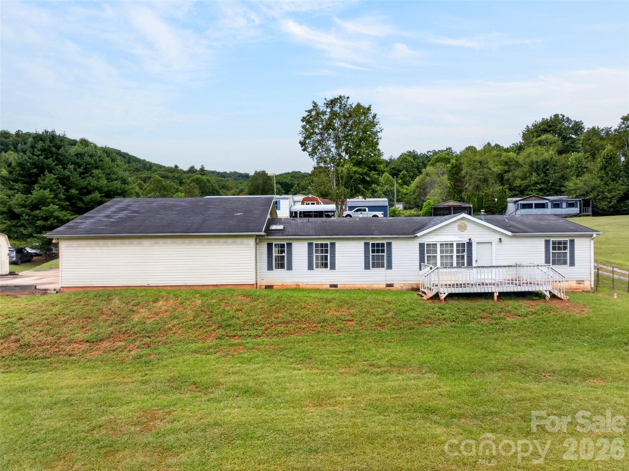 3 S Creek Drive Property Photo 1