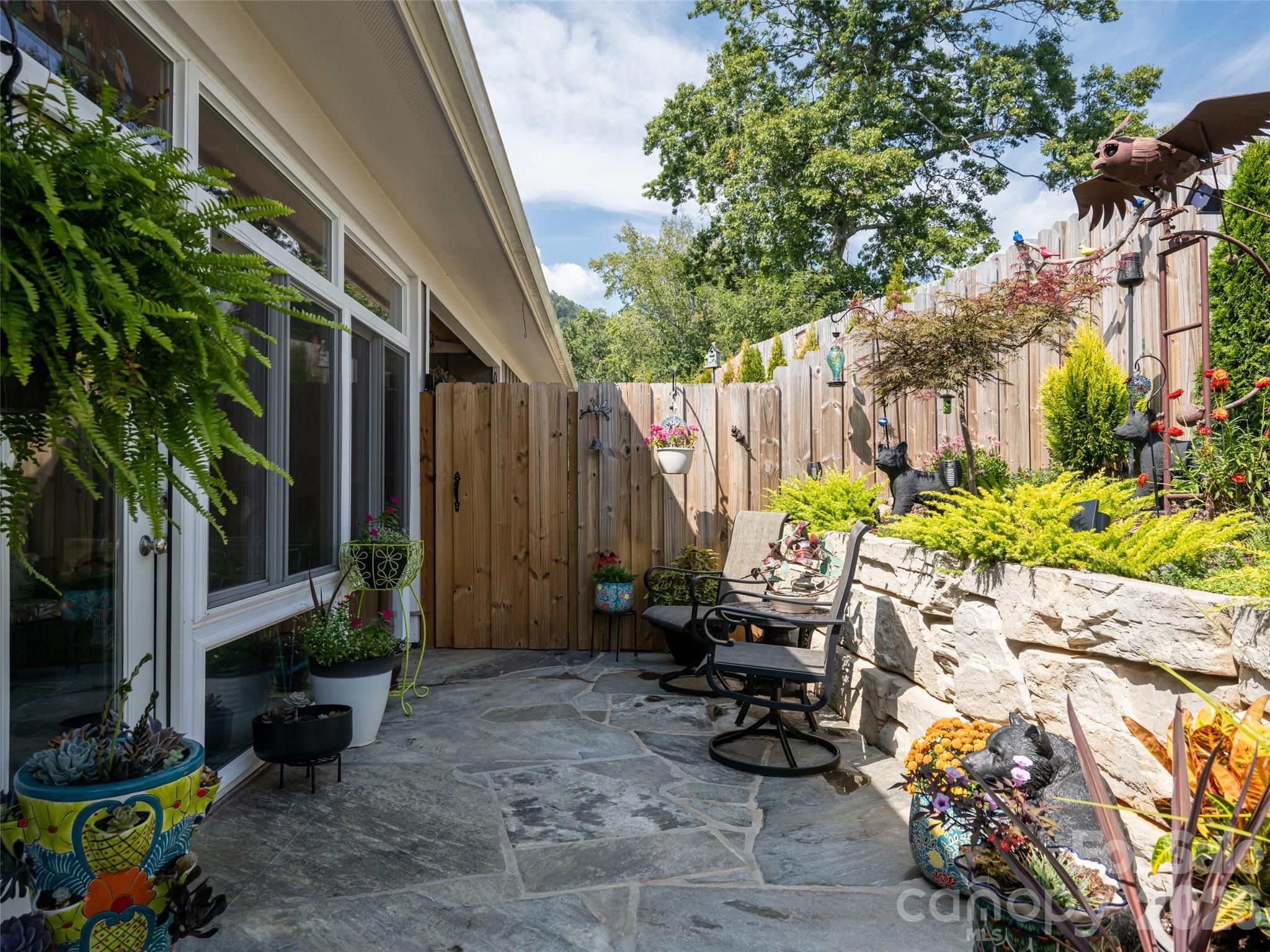 9 Cozy Cottage Way Property Photo 37