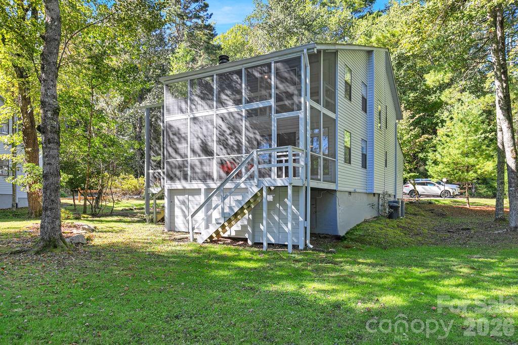 33 Lakeside Villas Drive Property Photo 2