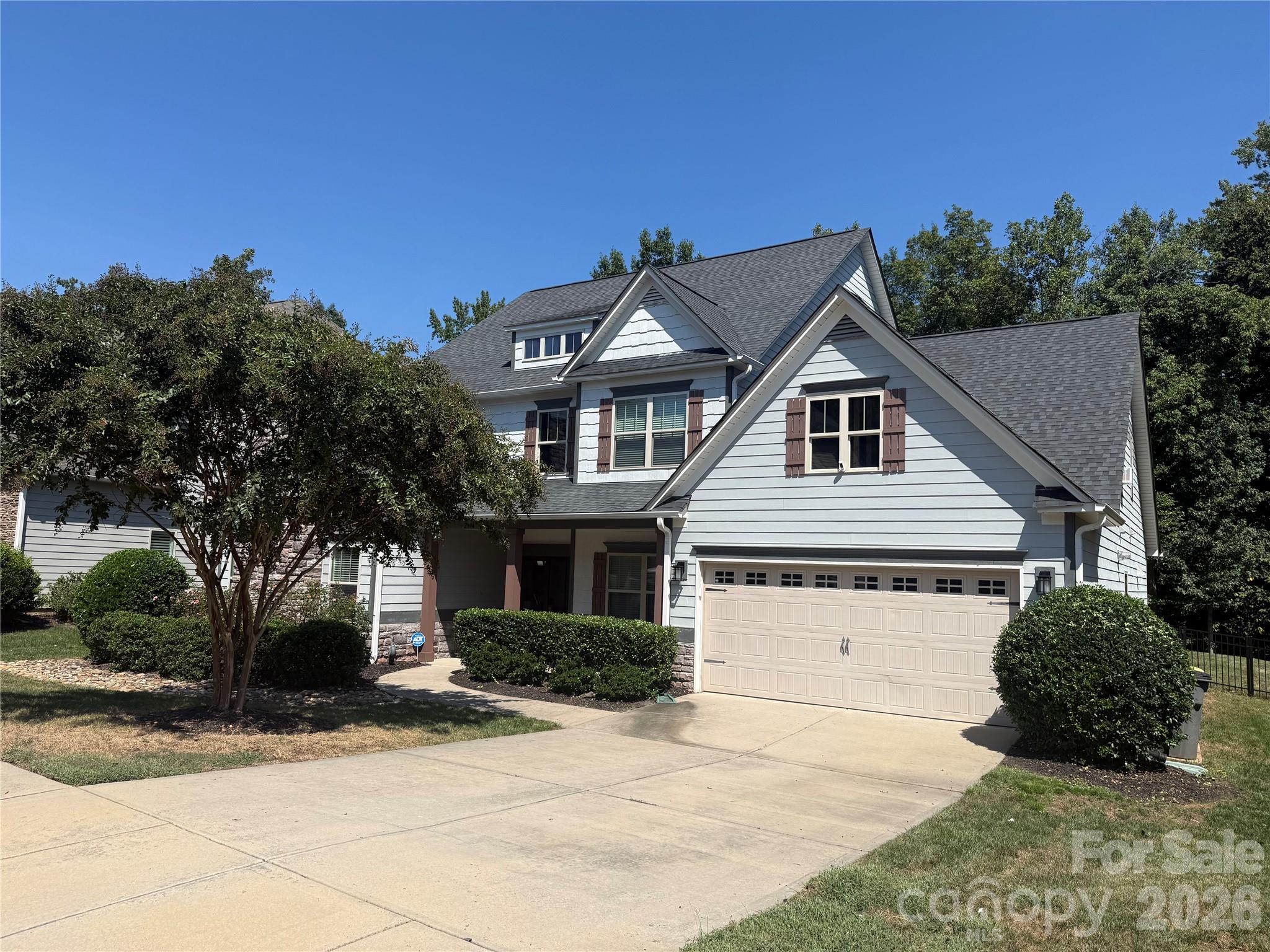2944 Donegal Drive Property Photo 1