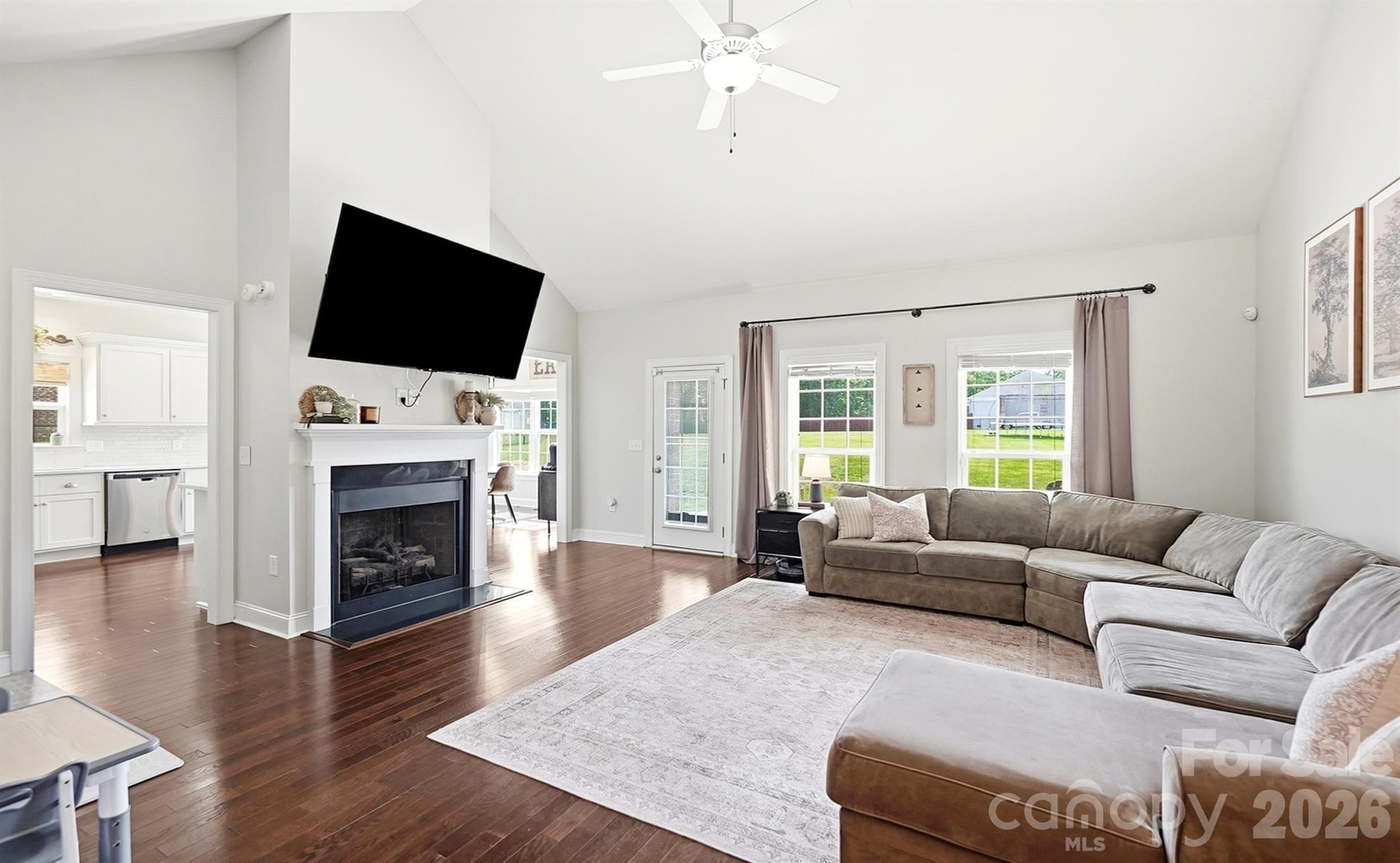 4004 Camden Oaks Lane Property Photo 9