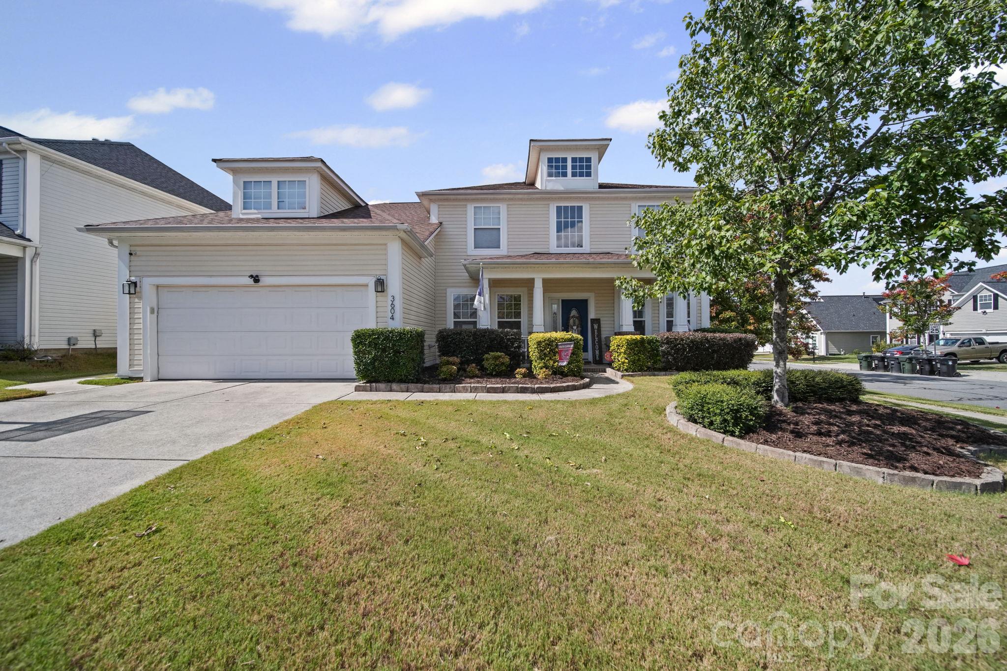 3604 Grovecreek Pond Drive Property Photo 2