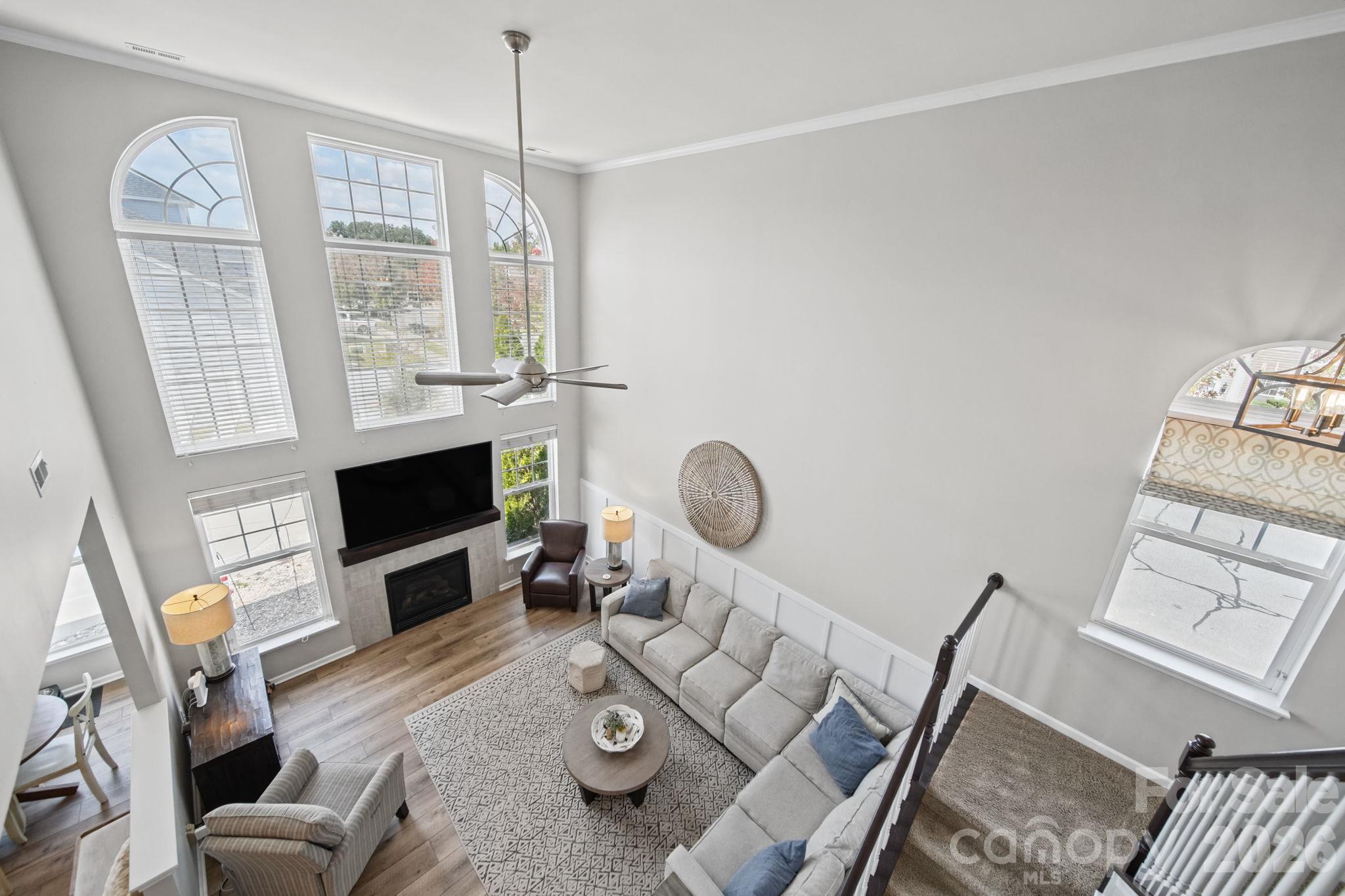 3604 Grovecreek Pond Drive Property Photo 6