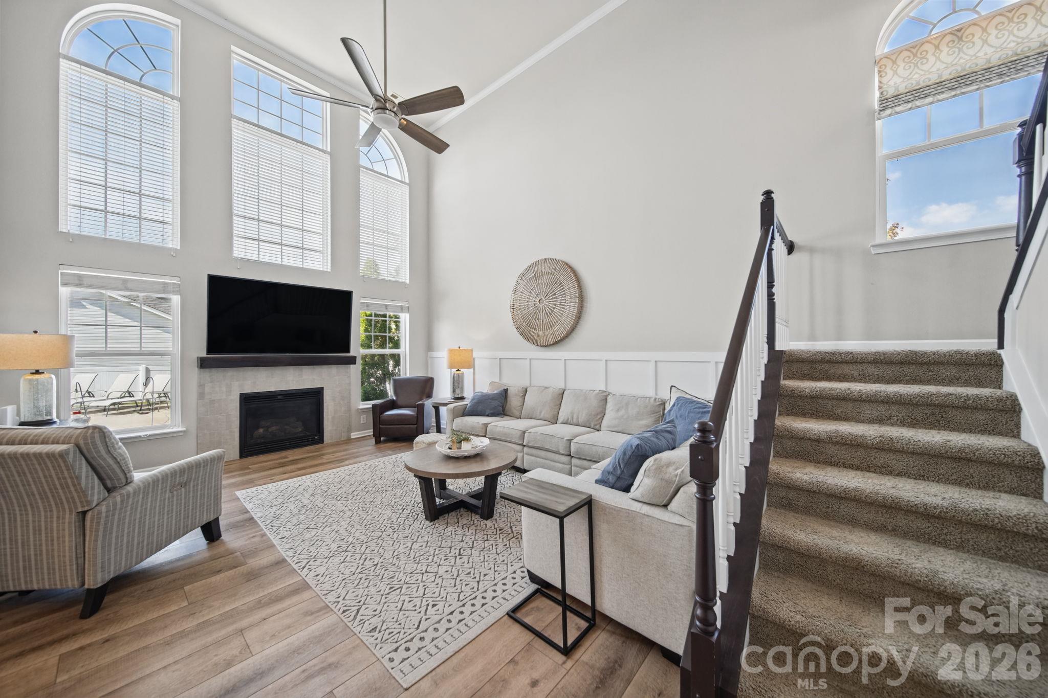 3604 Grovecreek Pond Drive Property Photo 7