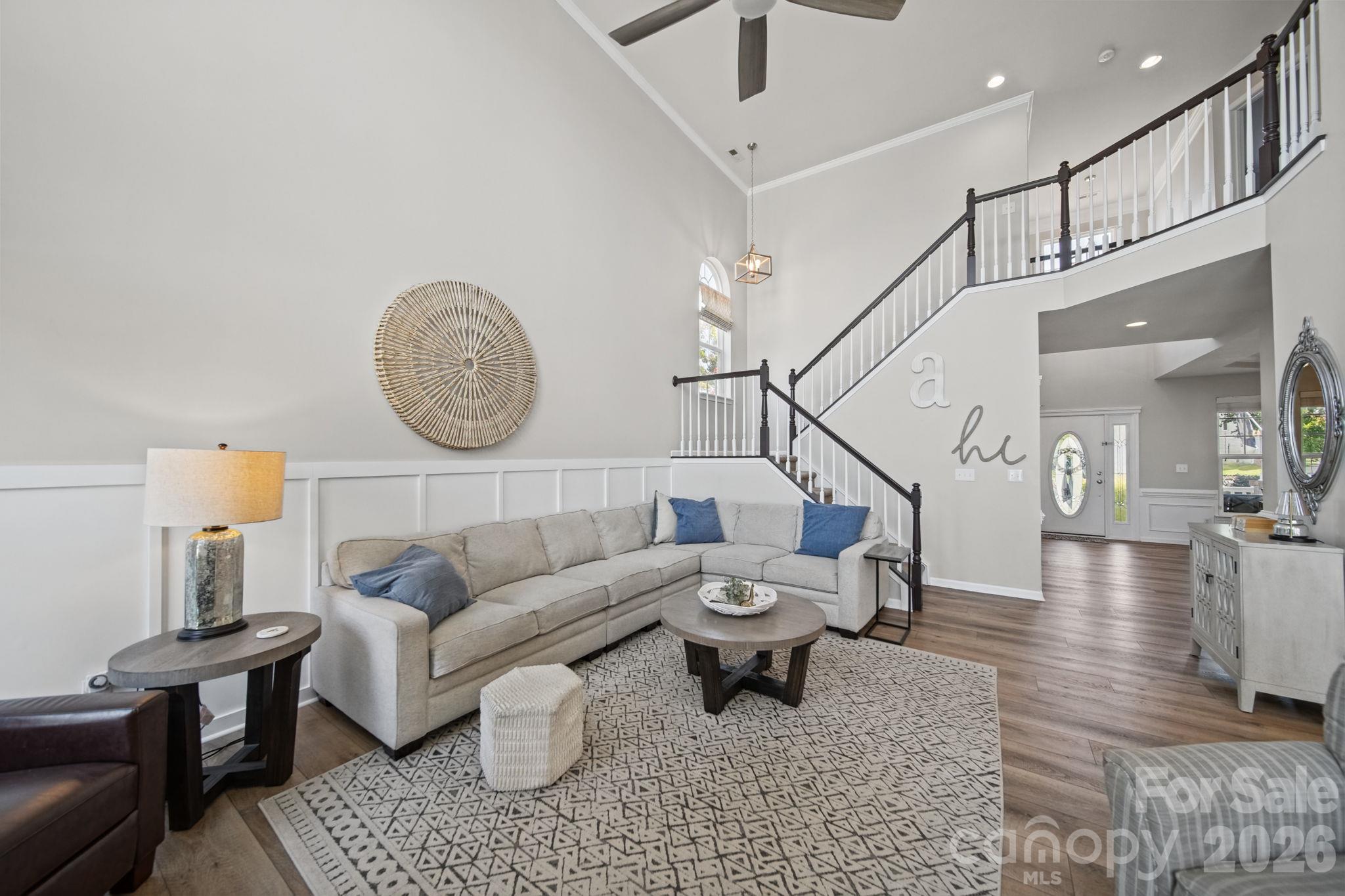 3604 Grovecreek Pond Drive Property Photo 8