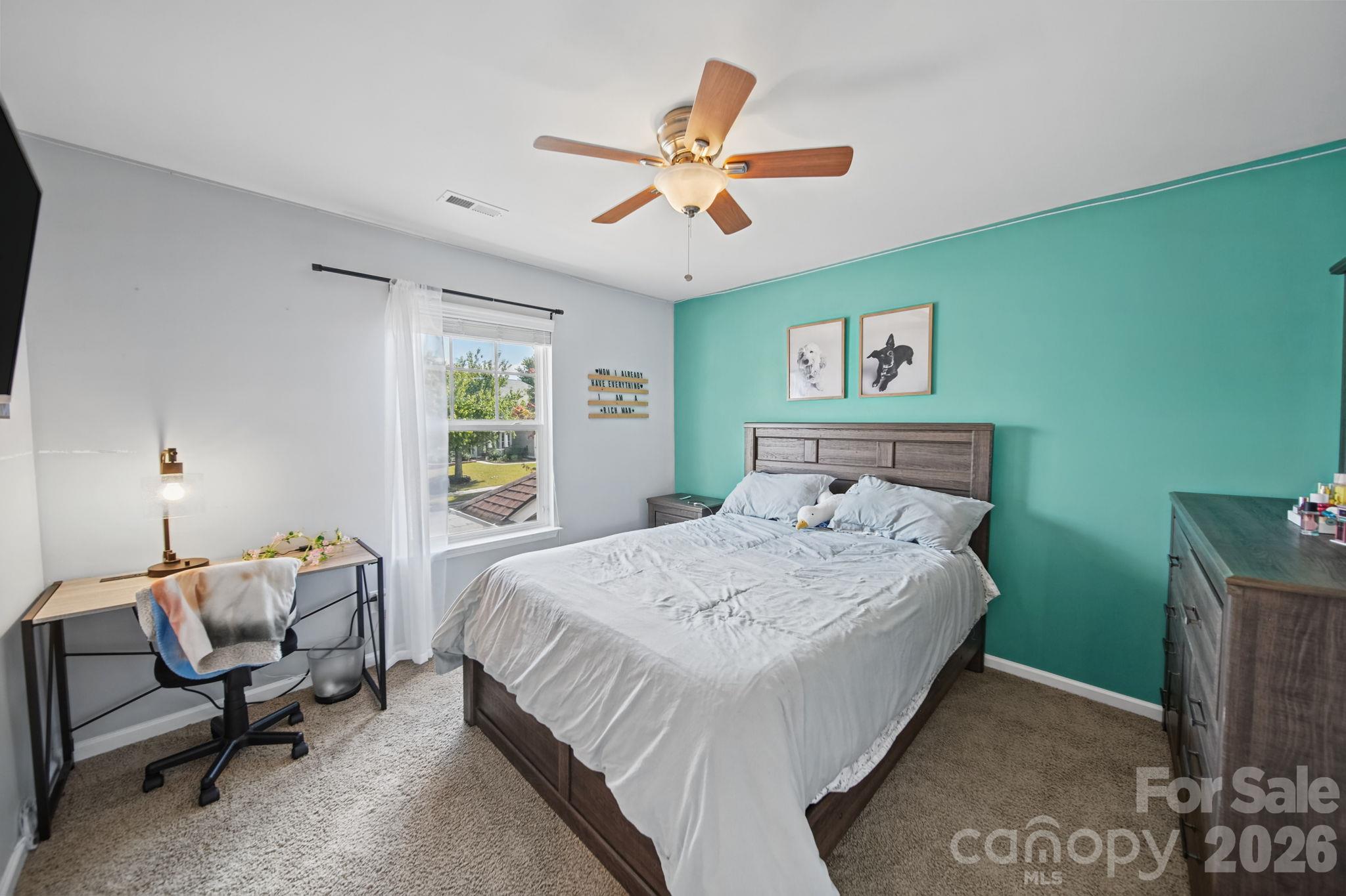 3604 Grovecreek Pond Drive Property Photo 25