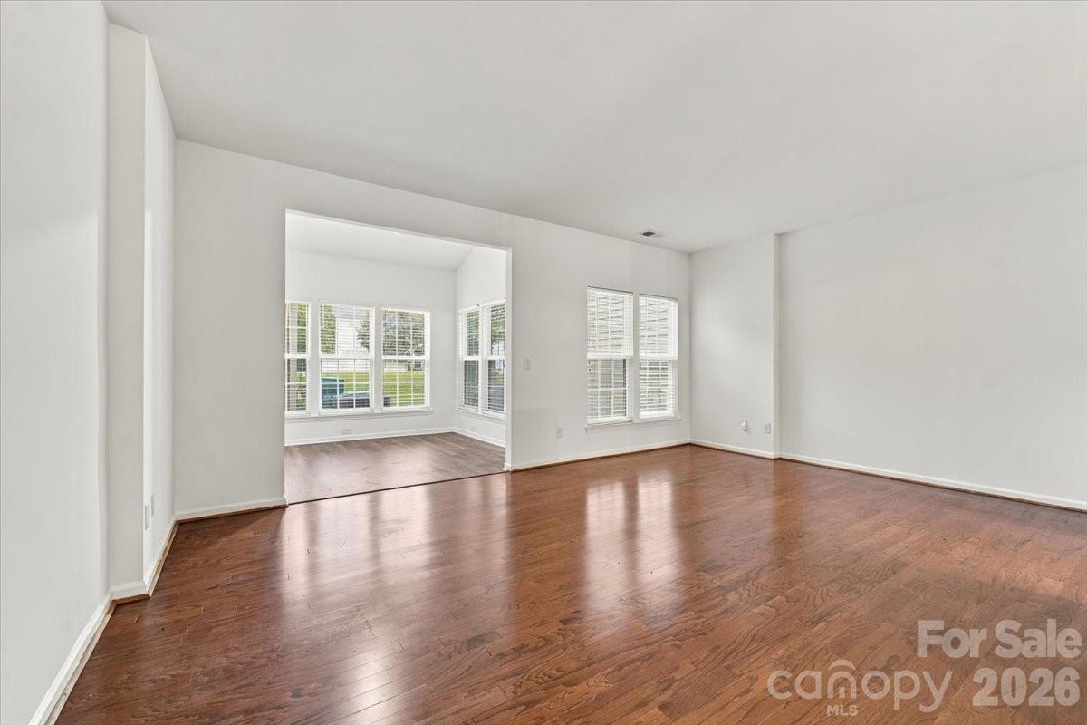 3048 Misty Harbor Circle E Property Photo 16