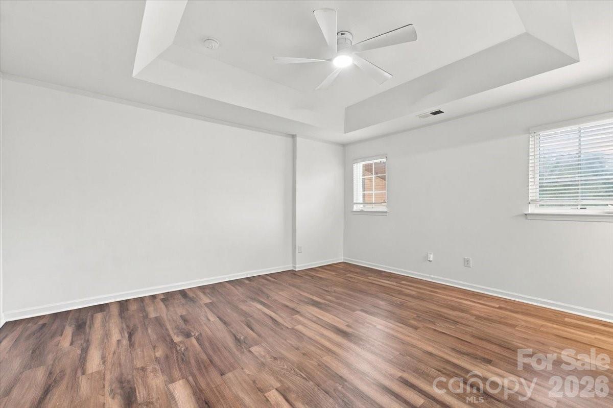 3048 Misty Harbor Circle E Property Photo 21