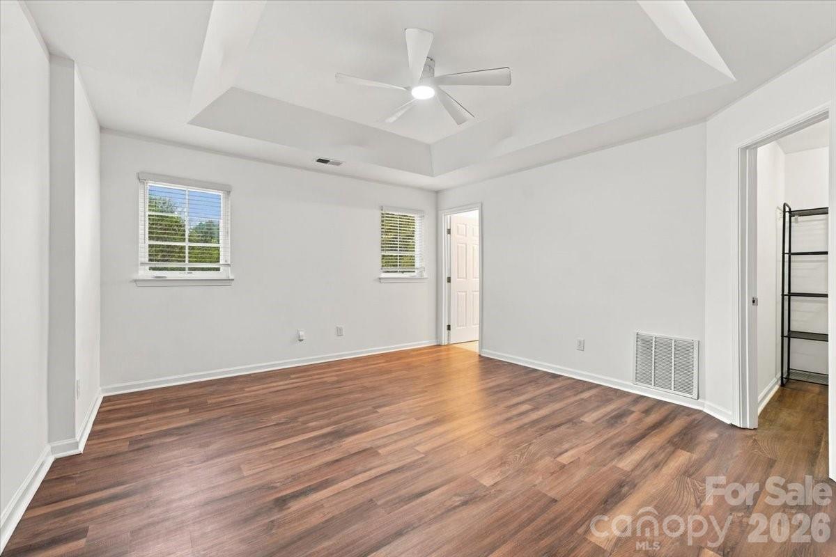 3048 Misty Harbor Circle E Property Photo 22
