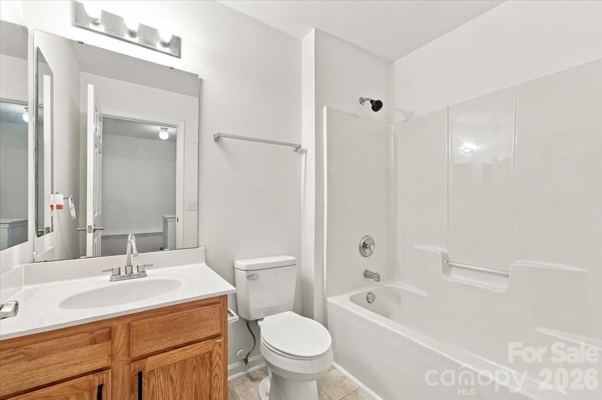 3048 Misty Harbor Circle E Property Photo 27