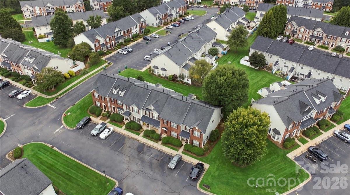 3048 Misty Harbor Circle E Property Photo 31