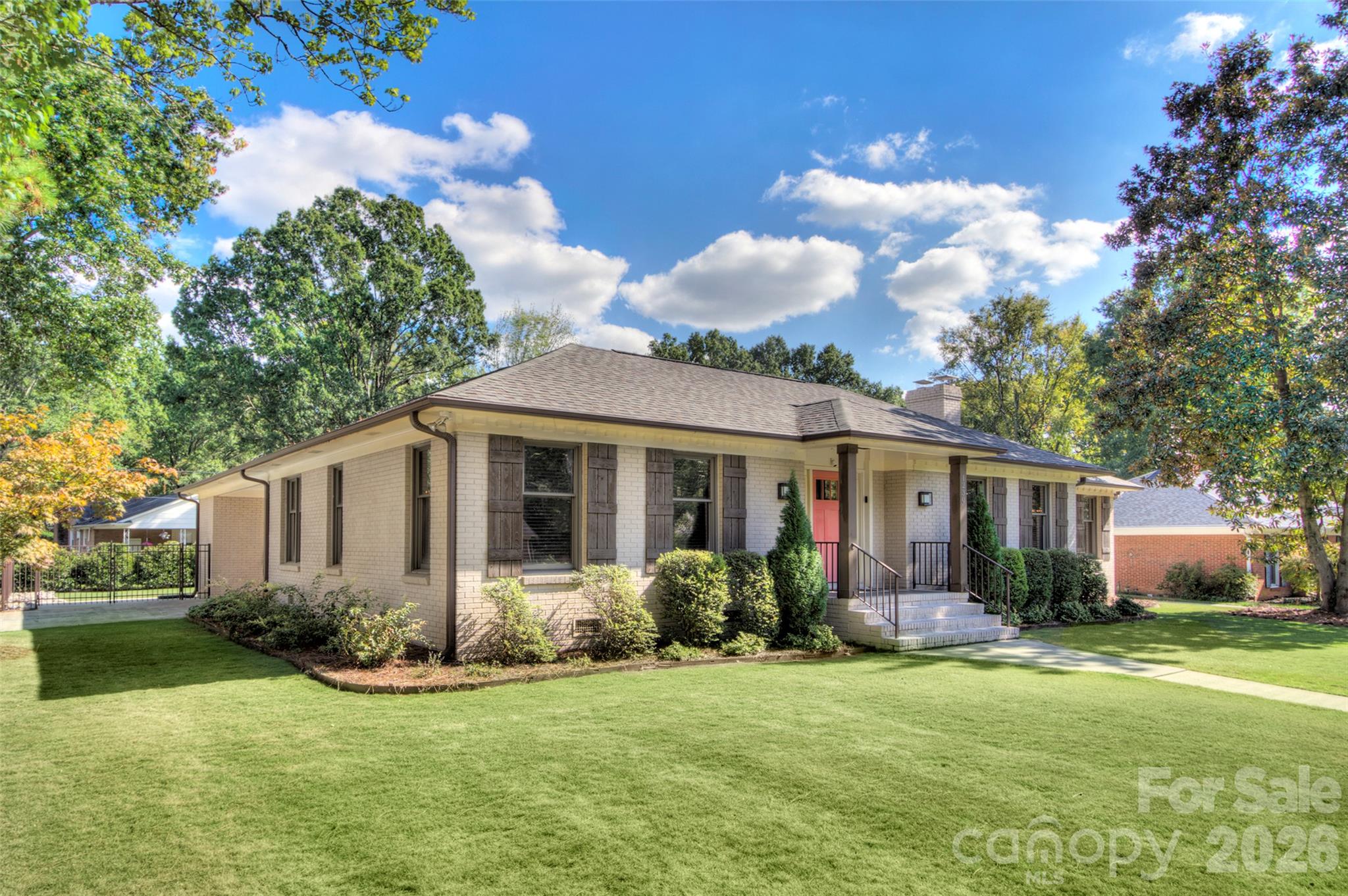 1230 Redcoat Drive Property Photo 3