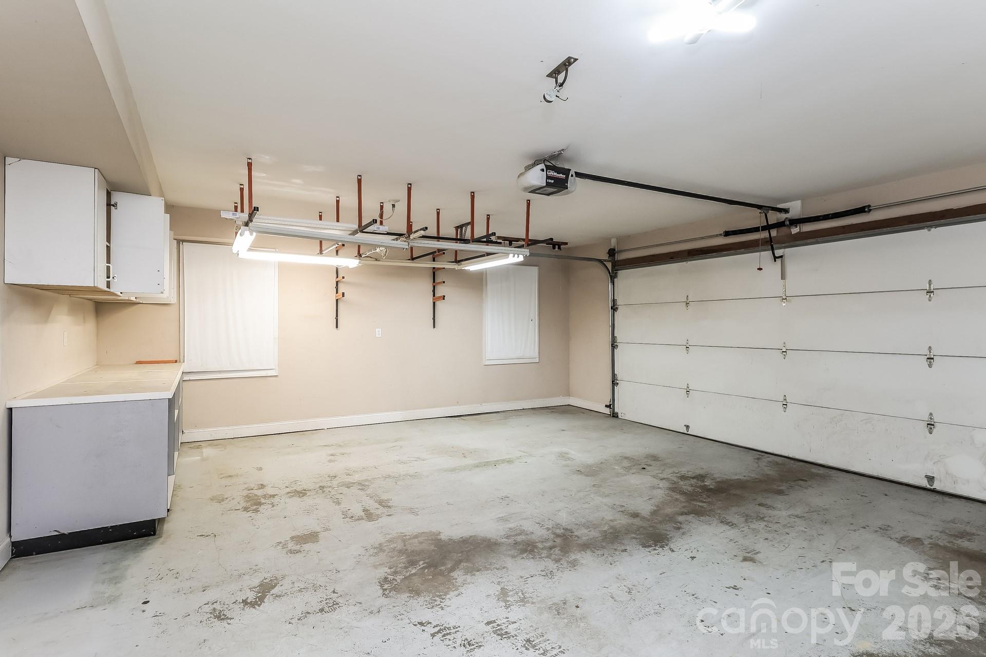 522 Glen Cannon Drive Property Photo 17