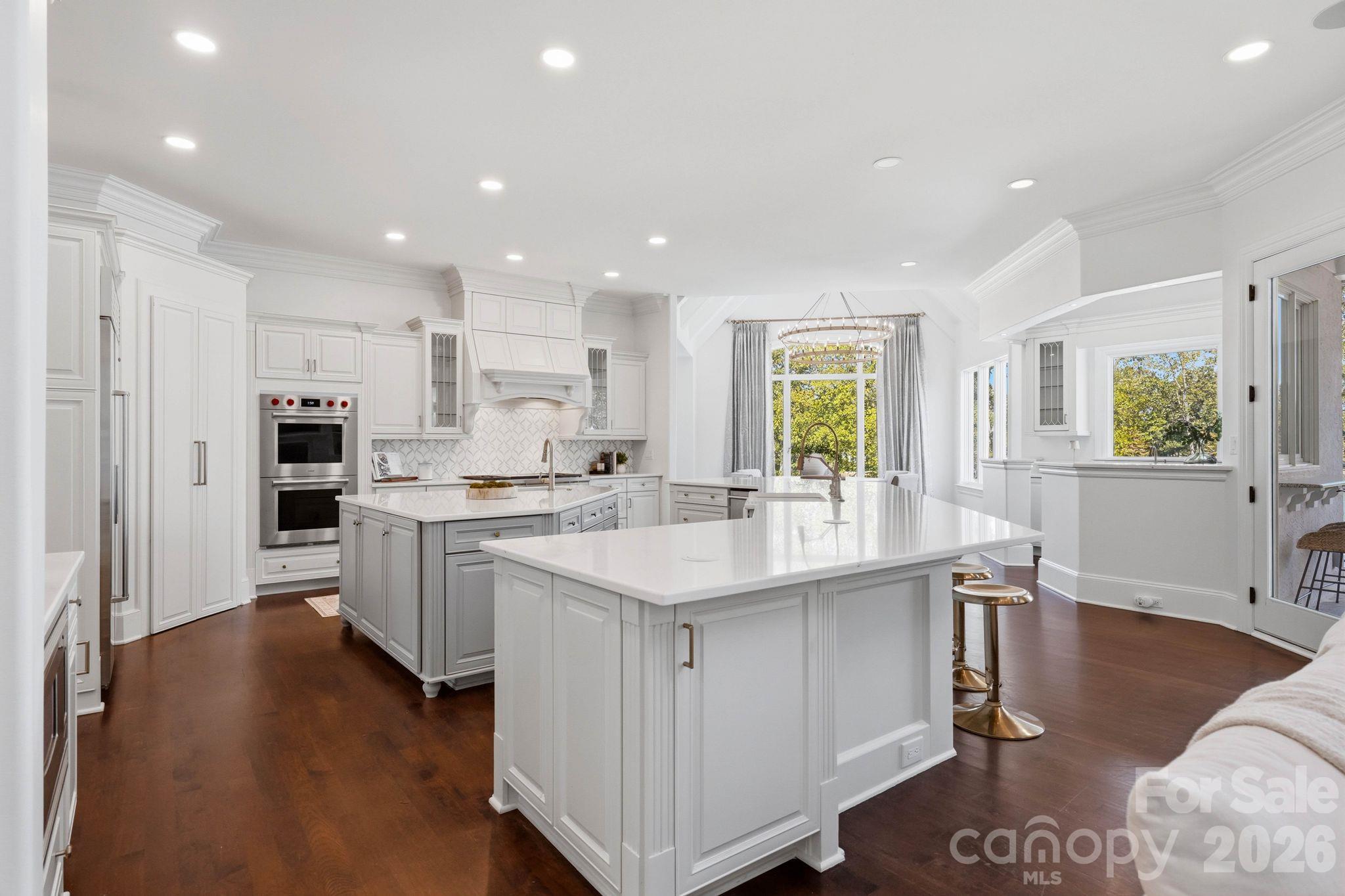 114 Cape Cod Way Property Photo 10