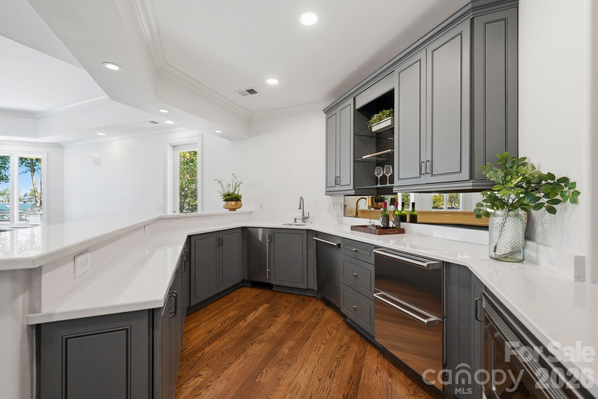 114 Cape Cod Way Property Photo 31