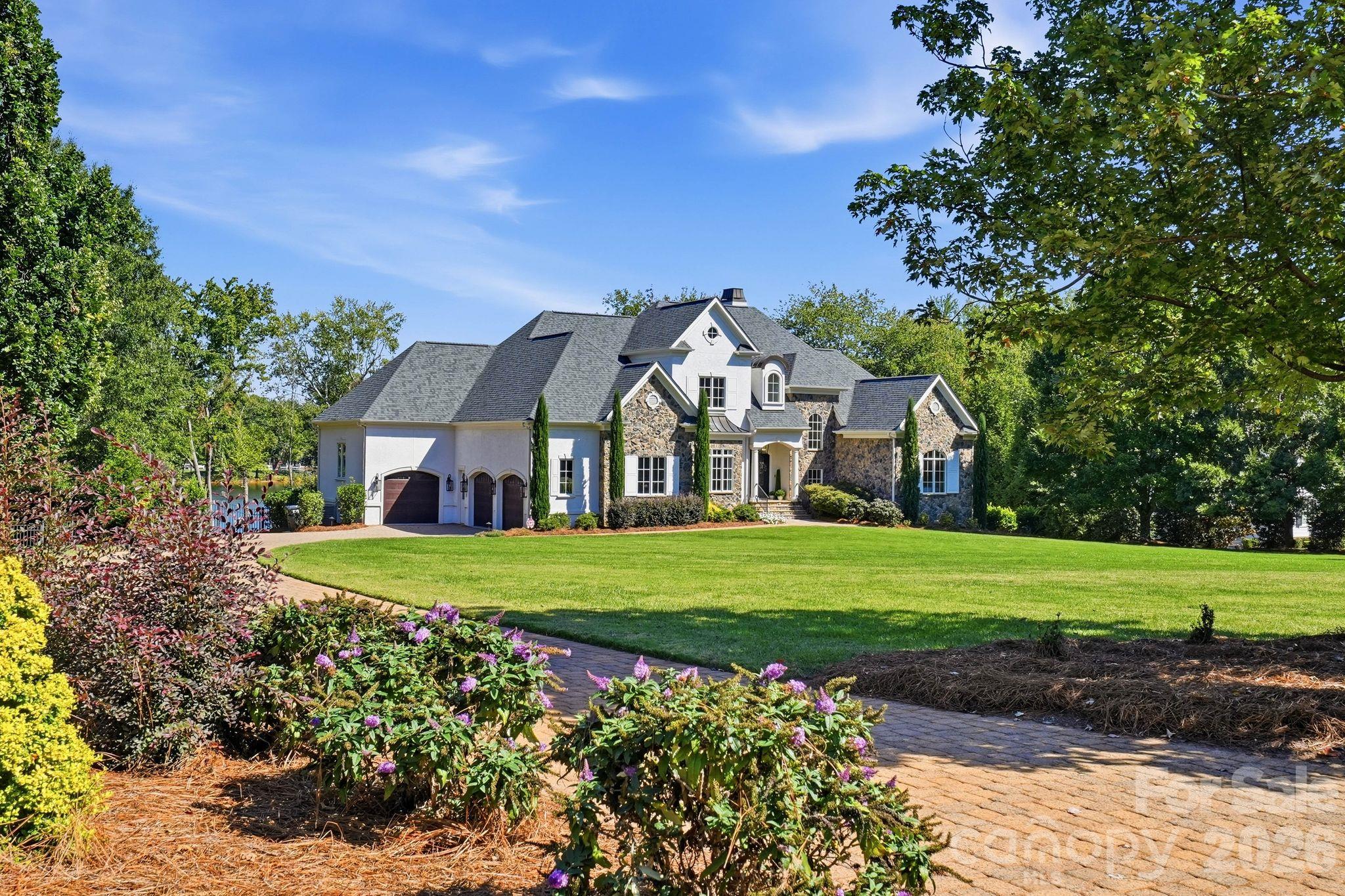 114 Cape Cod Way Property Photo 47