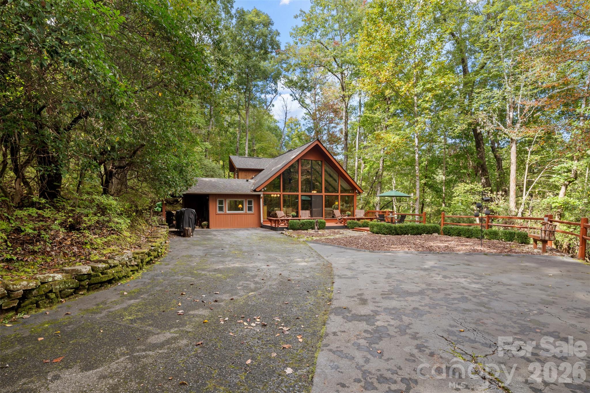 239 Cheulah Road Property Photo 1