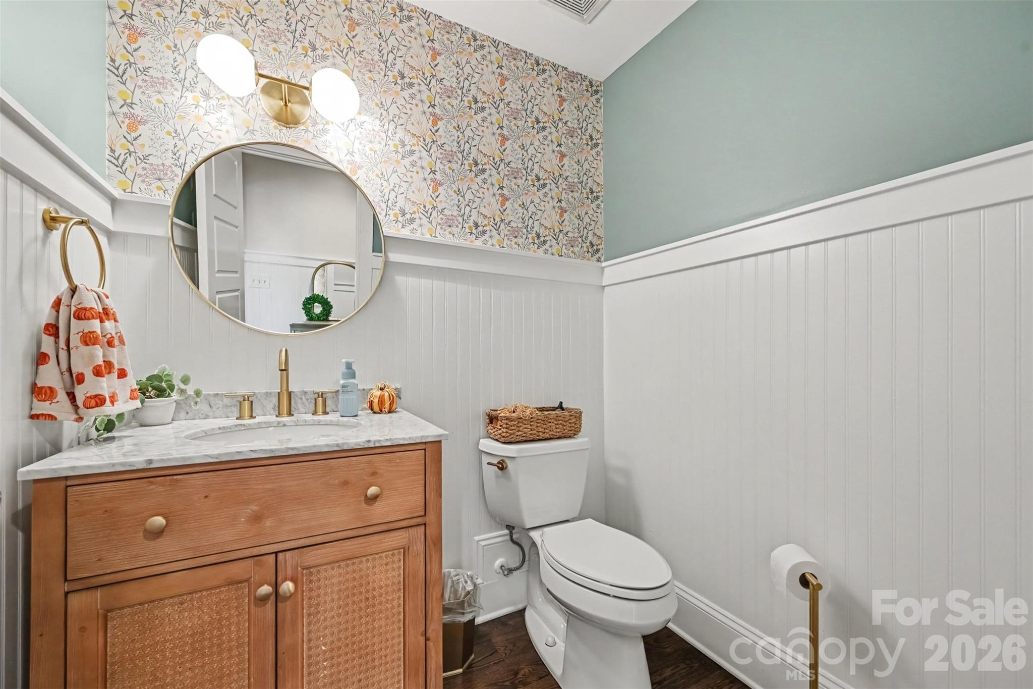 14438 Beatties Ford Road Property Photo 18