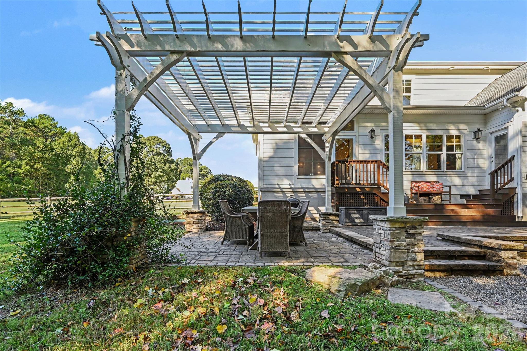14438 Beatties Ford Road Property Photo 28