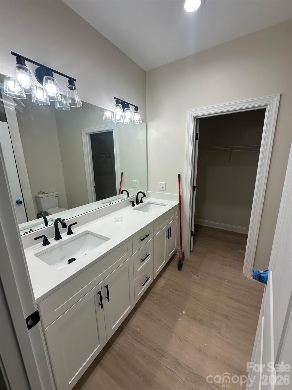 5101 Ridge Street Property Photo 1